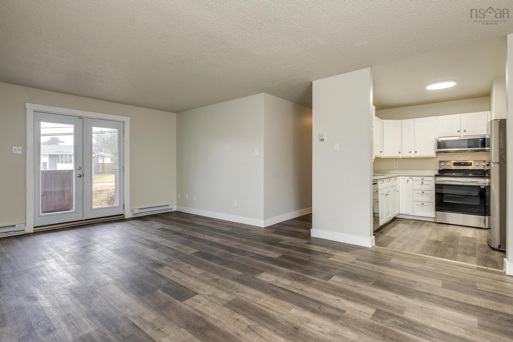 $379,900.00: 6 2 Rose Way, Dartmouth