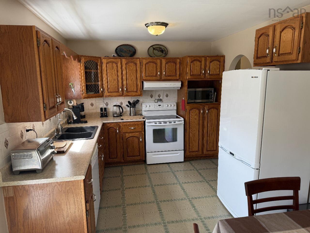 $350,000.00: 260 Old Trunk Road, Elmsdale