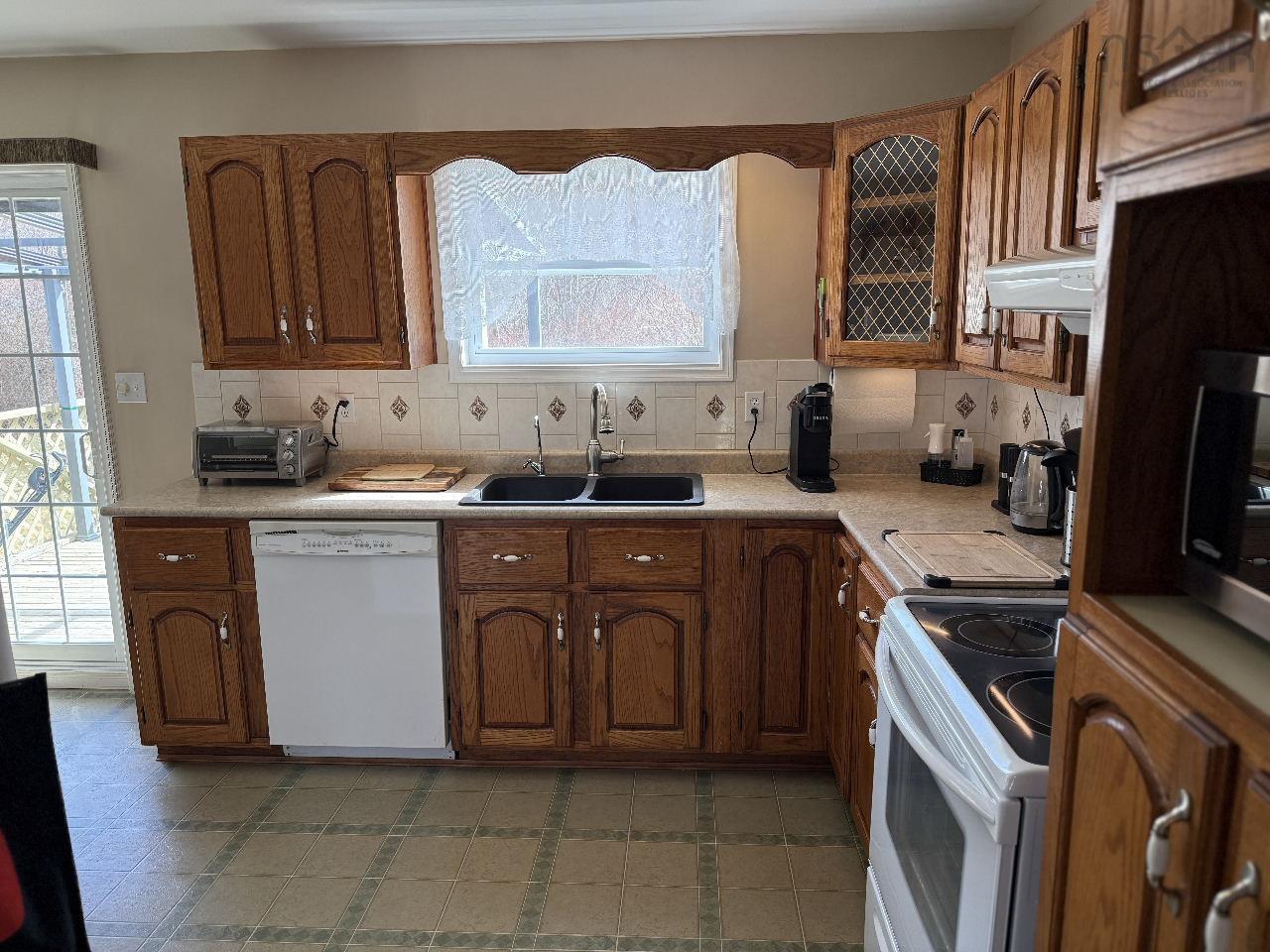 $350,000.00: 260 Old Trunk Road, Elmsdale