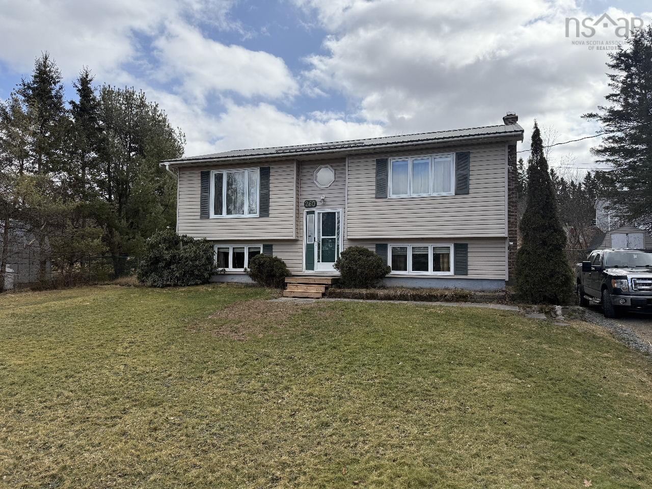 $350,000.00: 260 Old Trunk Road, Elmsdale