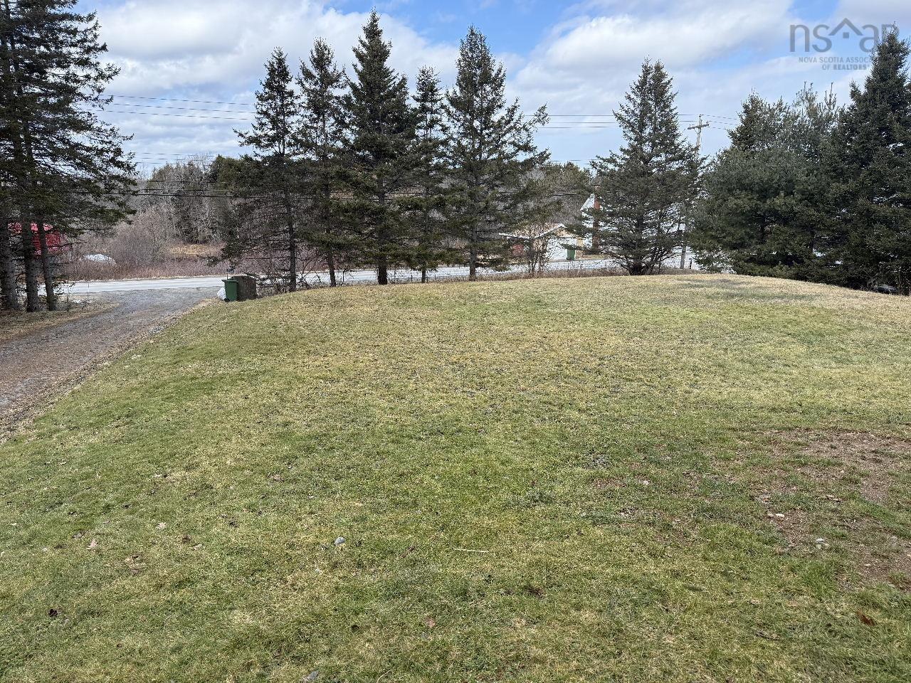 $350,000.00: 260 Old Trunk Road, Elmsdale