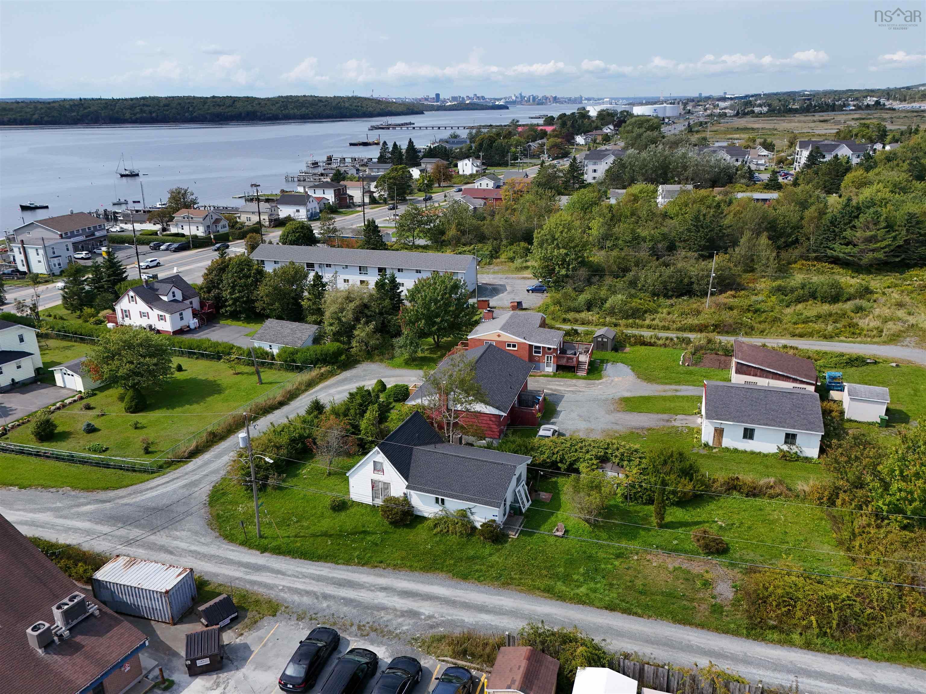 20 Silvers Lane, Eastern Passage, NS (MLS® 202504547)