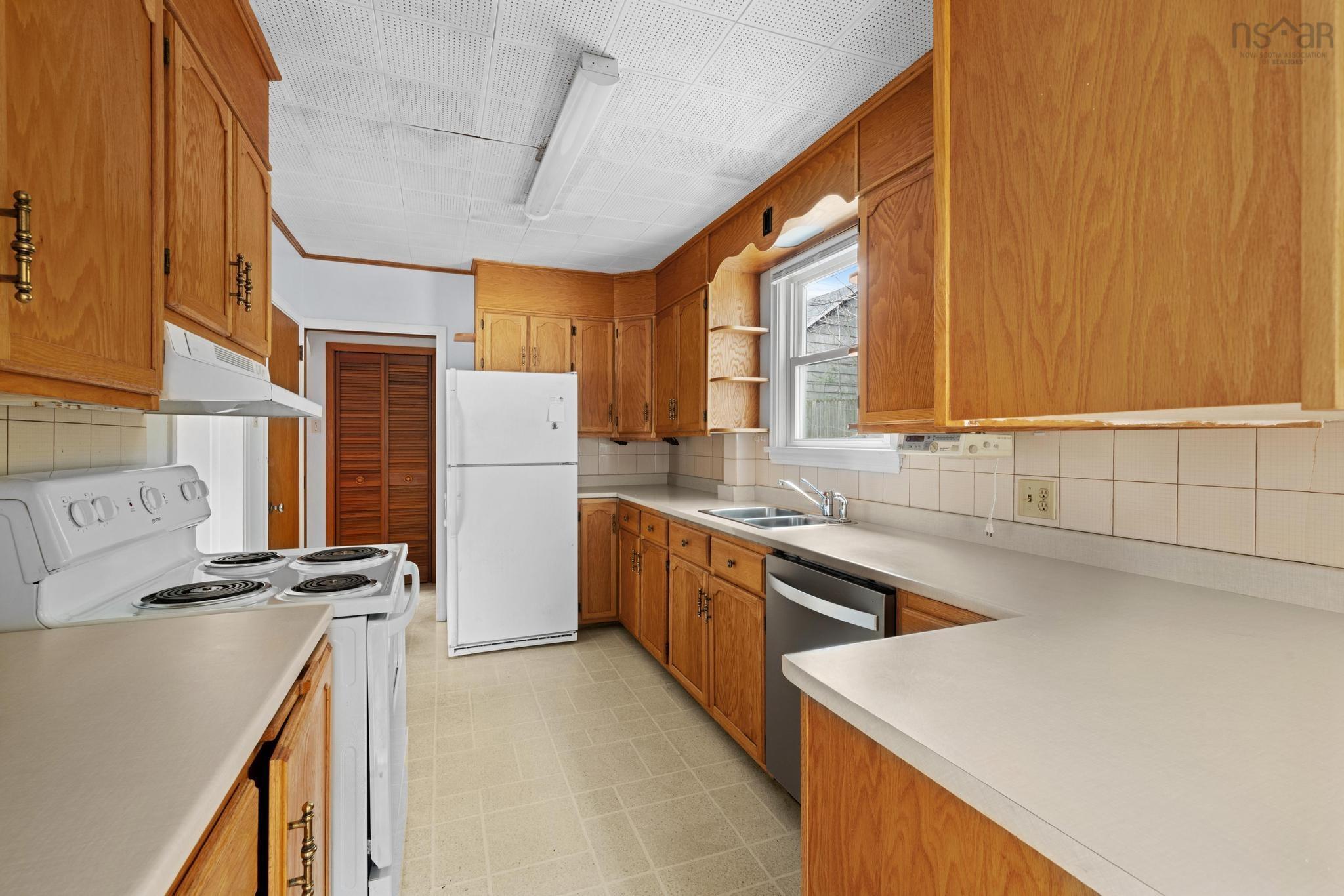 $724,900.00: 26 Albion Road, Halifax