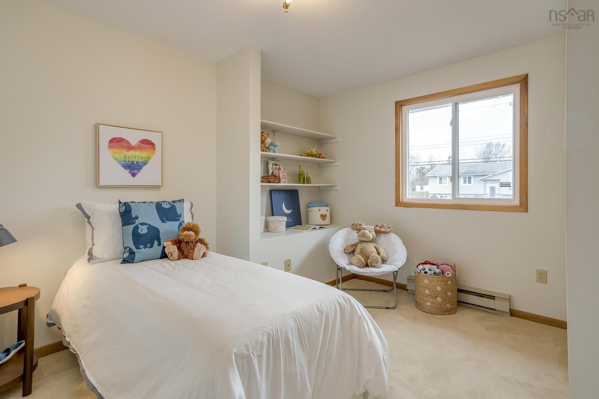 $425,000.00: 155 Doherty Drive, Lawrencetown