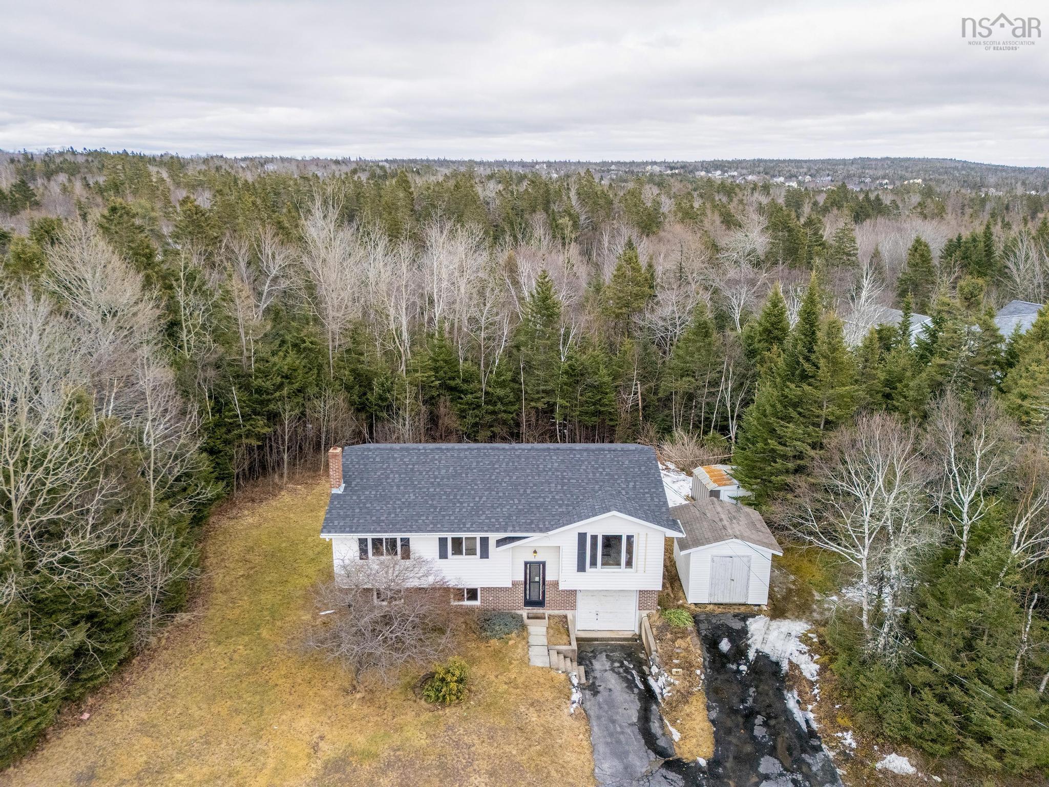 $425,000.00: 155 Doherty Drive, Lawrencetown