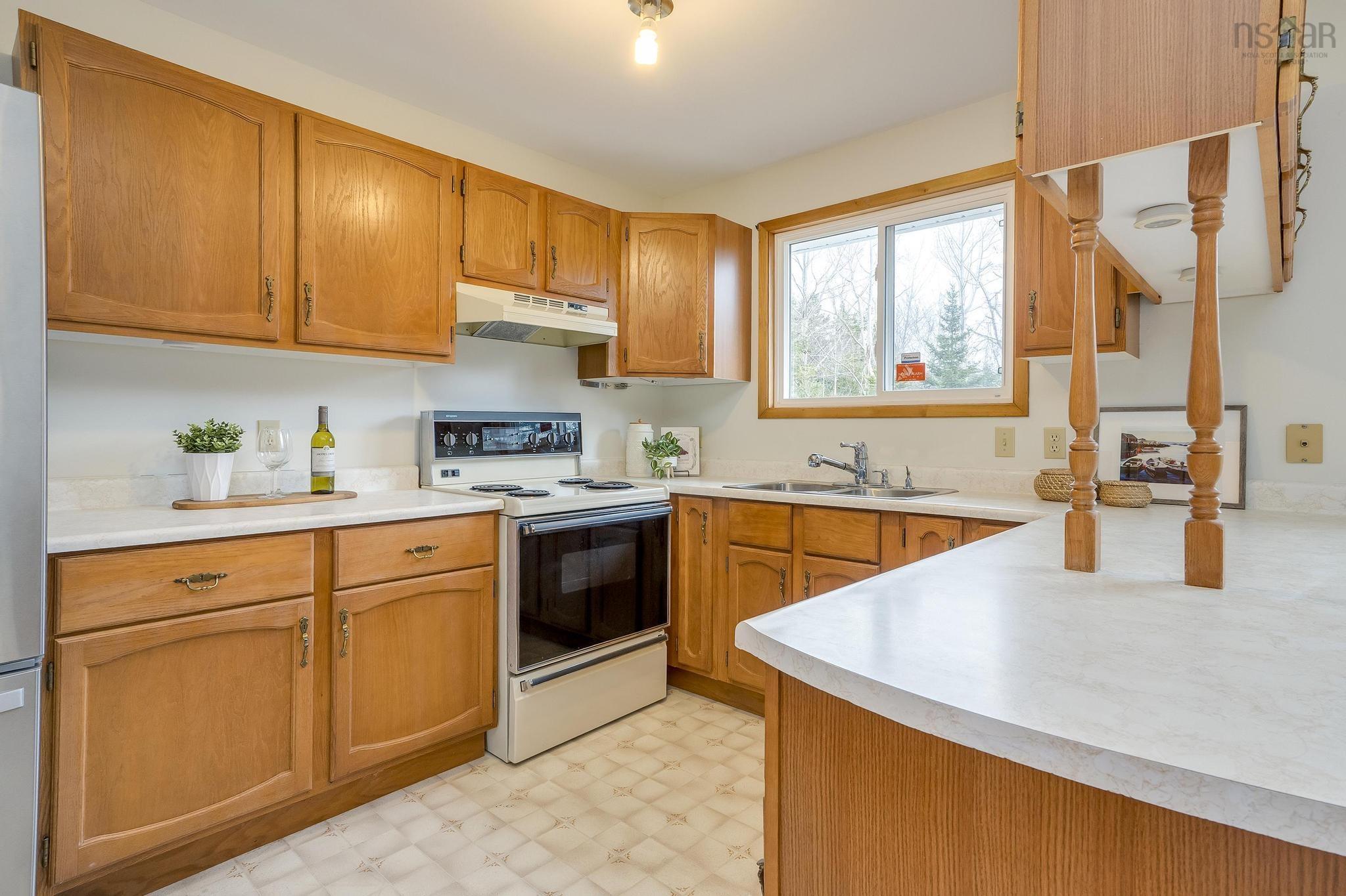 $425,000.00: 155 Doherty Drive, Lawrencetown