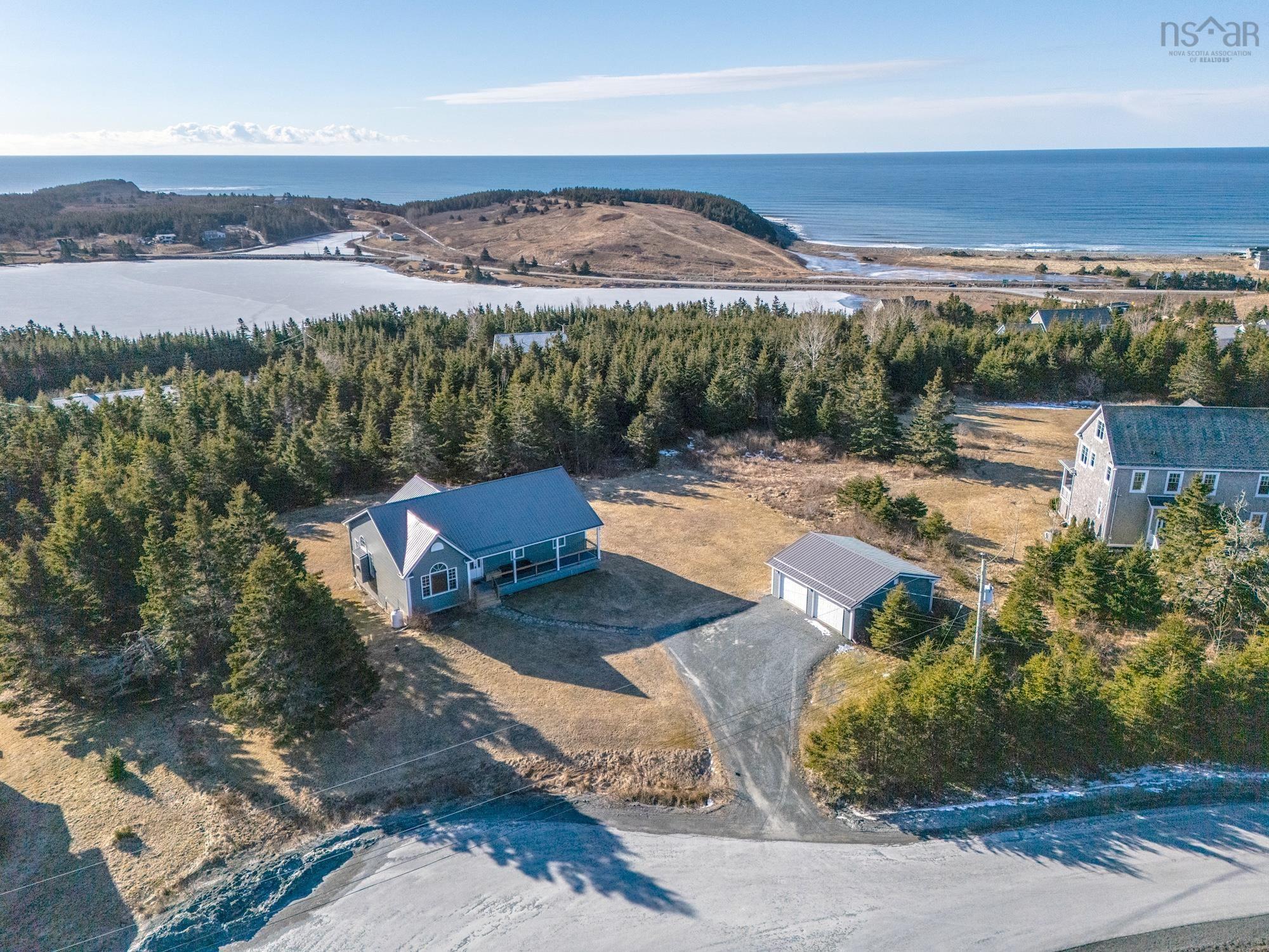 21 Leeward Lane, East Lawrencetown, NS (MLS® 202504577)