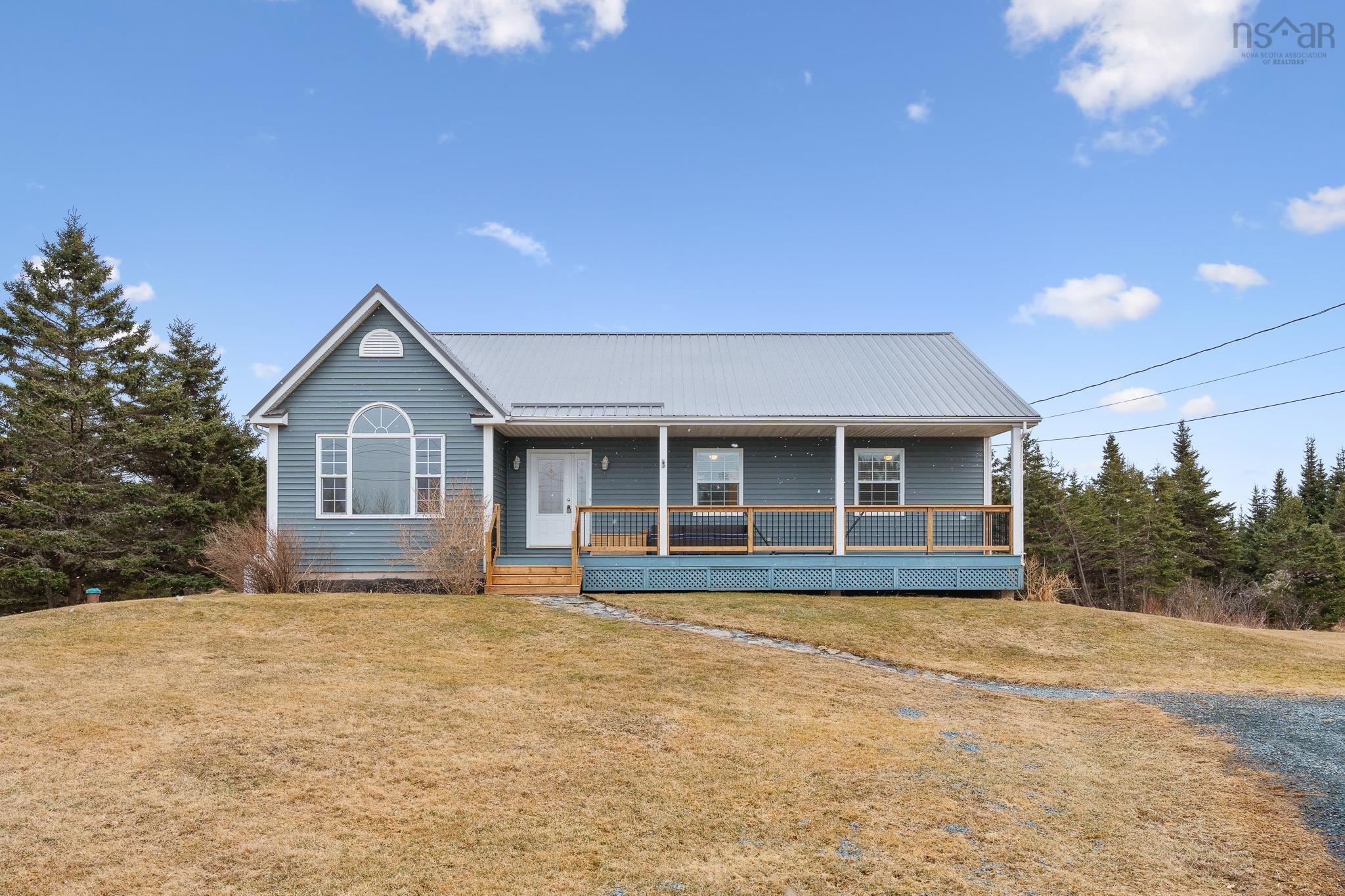 $640,000.00: 21 Leeward Lane, East Lawrencetown