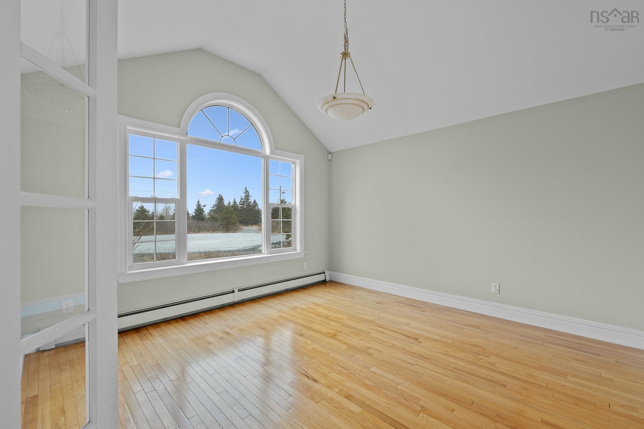 $640,000.00: 21 Leeward Lane, East Lawrencetown