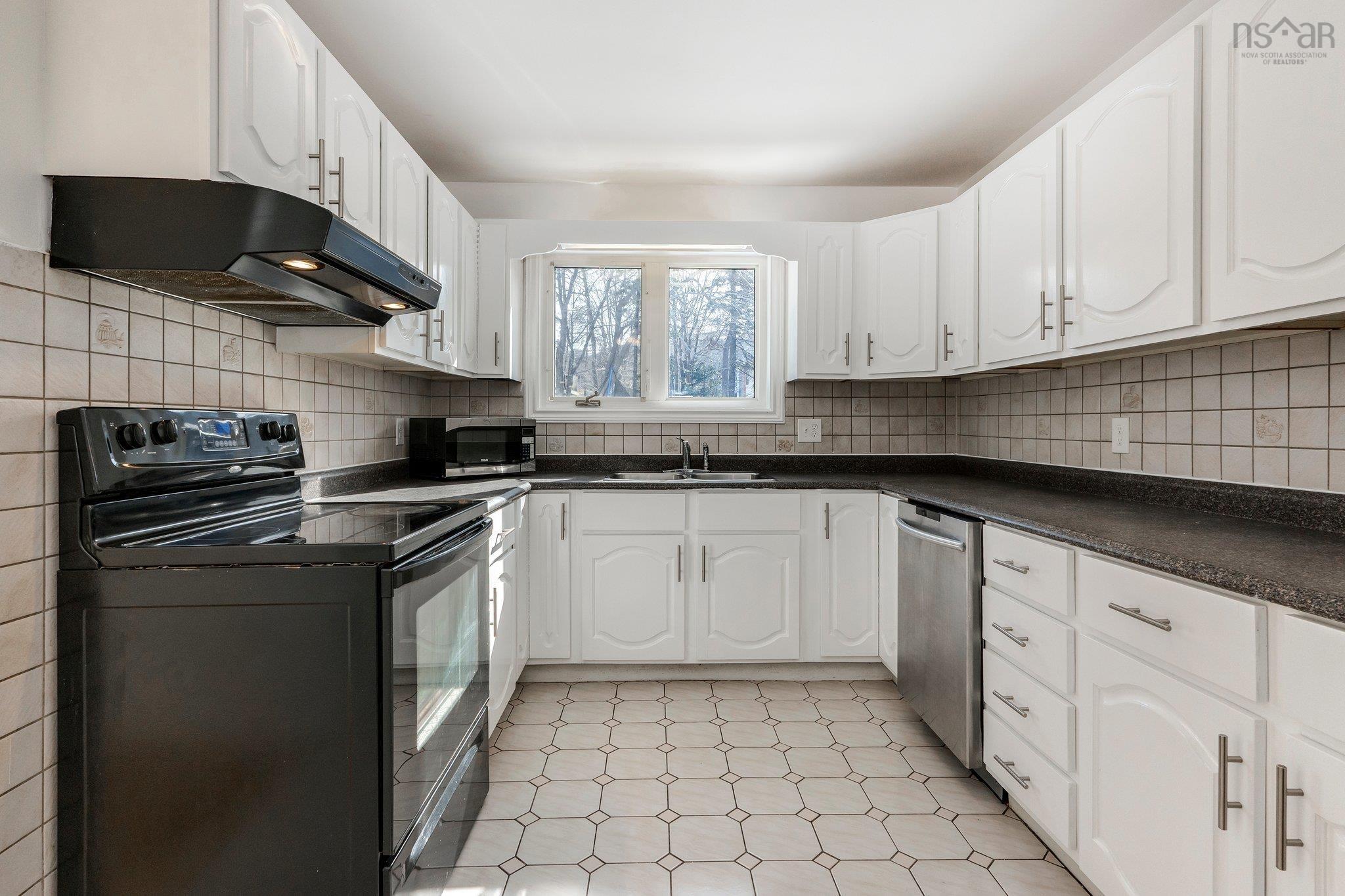 $419,900.00: 72 Attenborough Court, Halifax