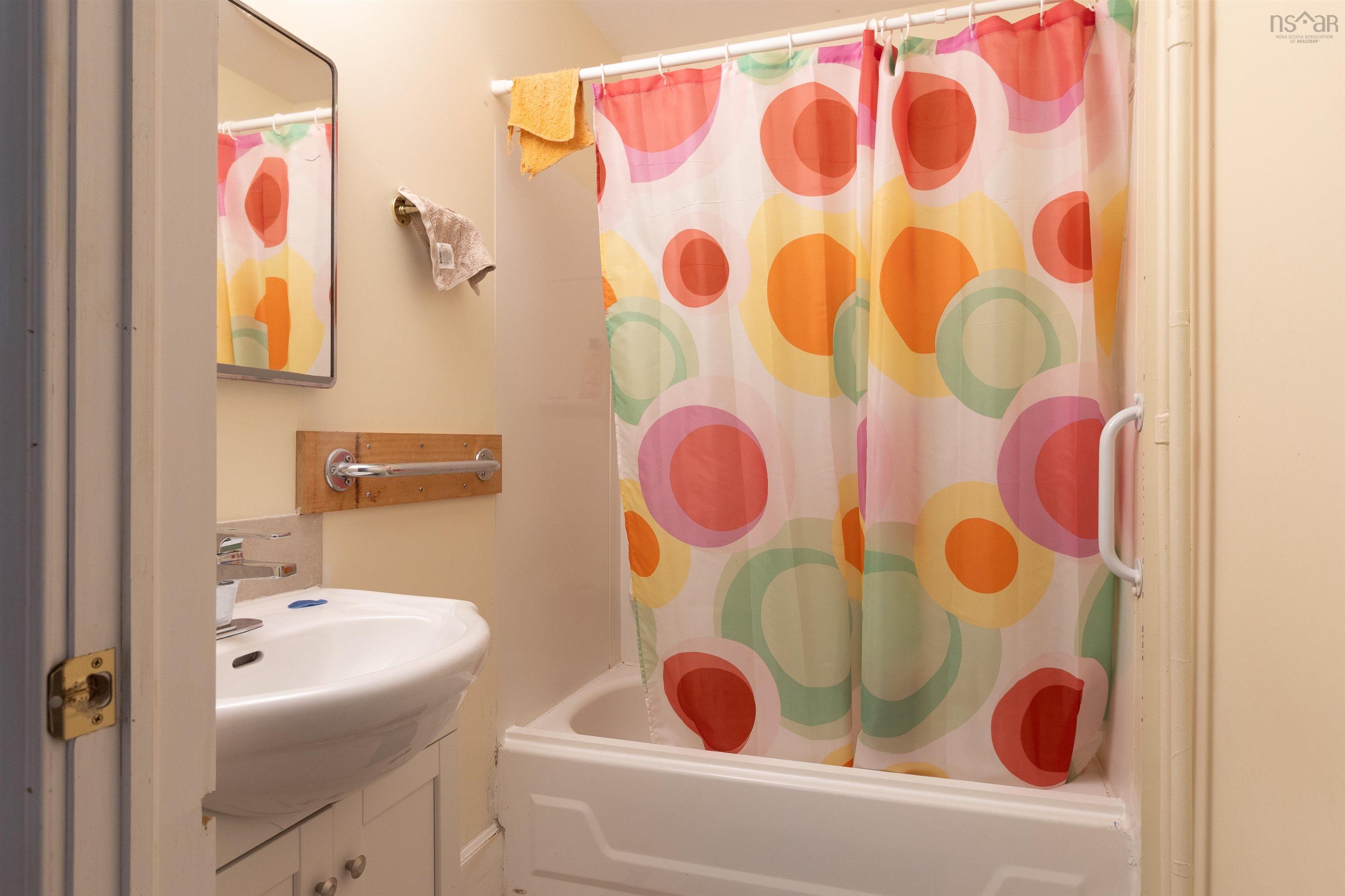 $599,900.00: 58 Main Street, Hantsport