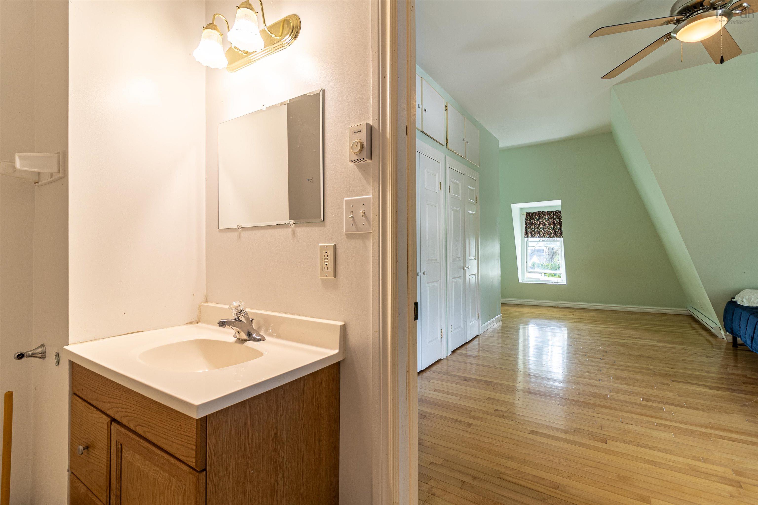 $599,900.00: 58 Main Street, Hantsport