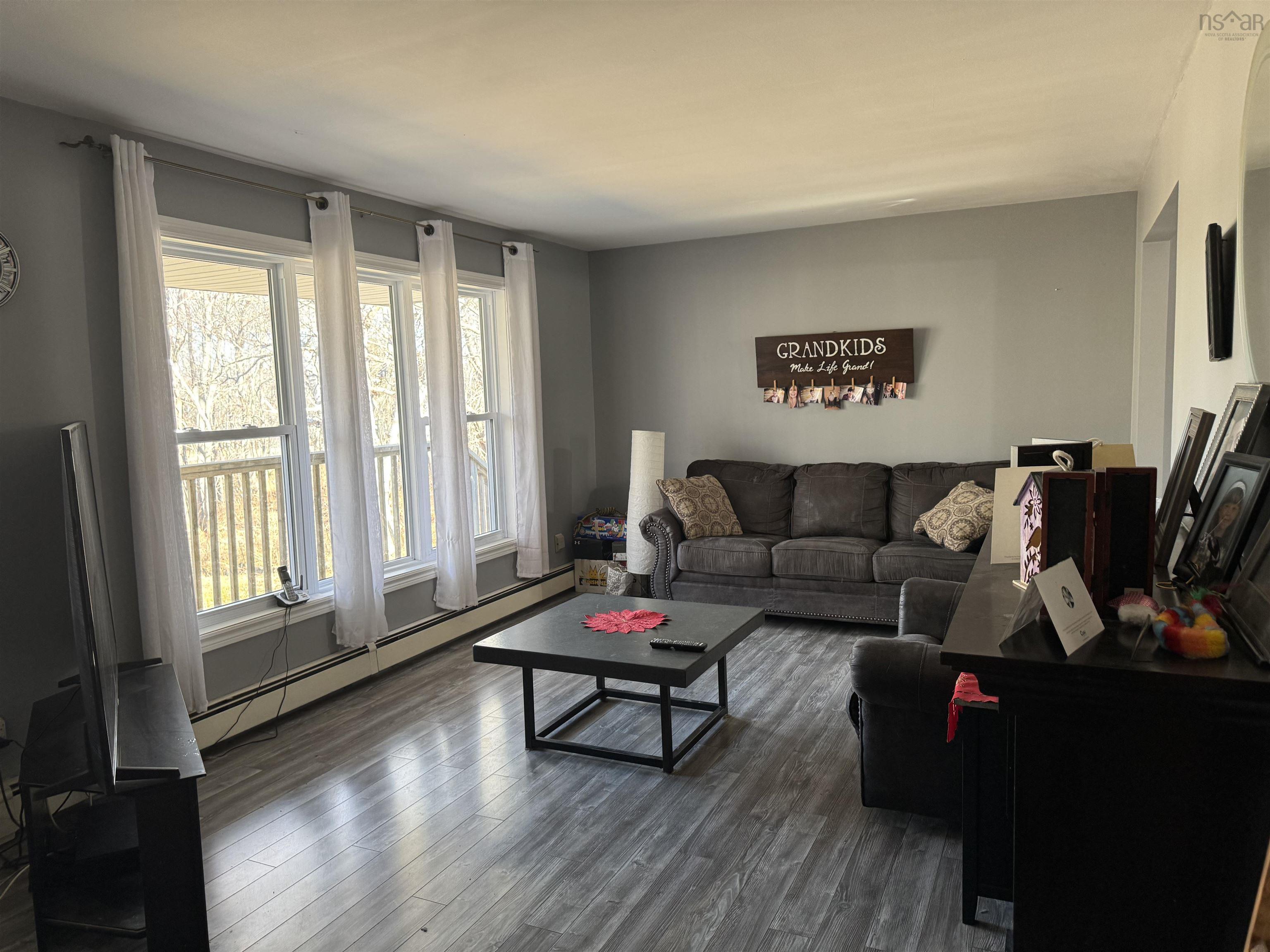 $240,000.00: 15 Earls Lane, Tower Road