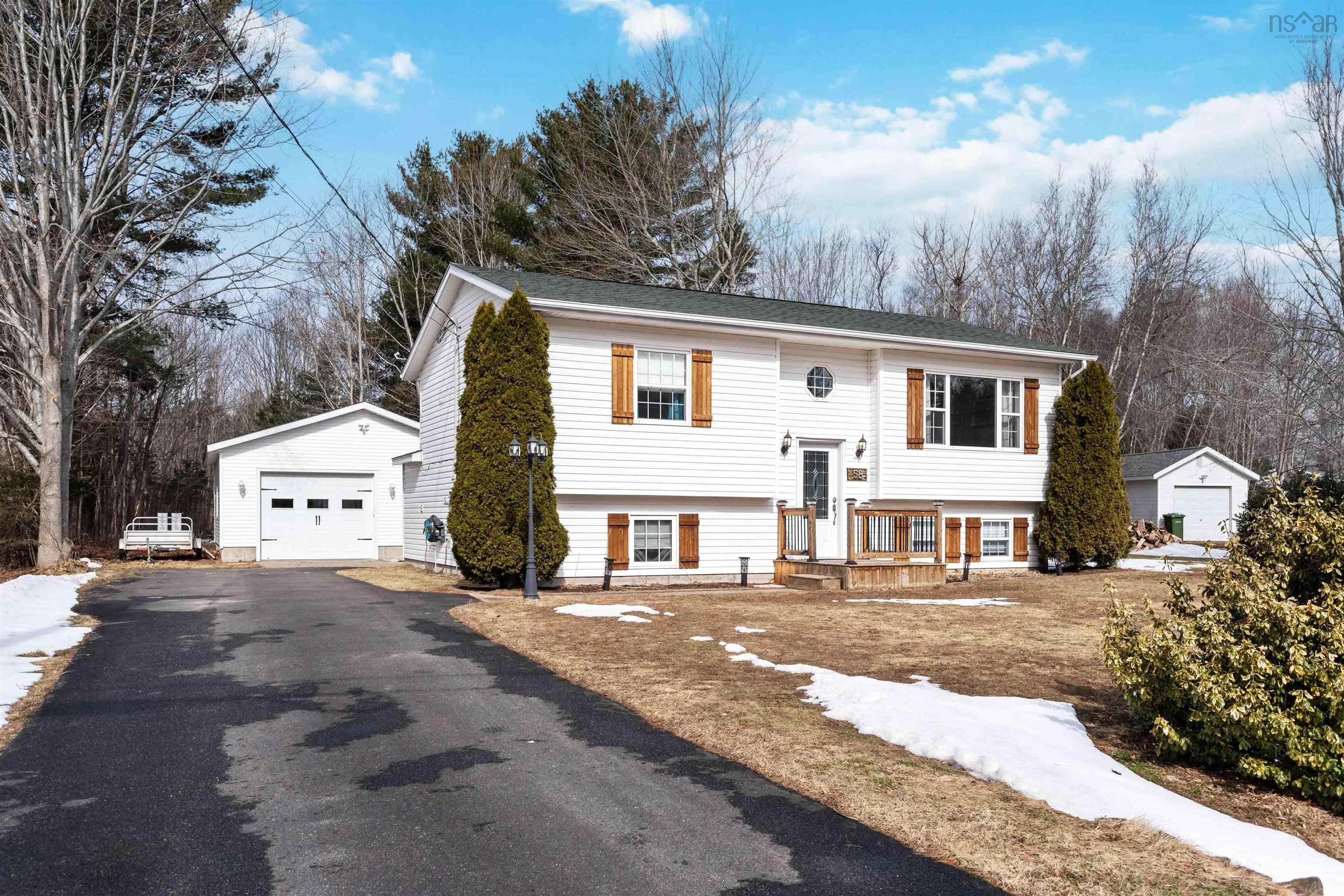 $399,900.00: 58 Sunset Drive, Kingston