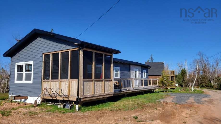 $225,000.00: 124 Red Cliff Drive, Seafoam