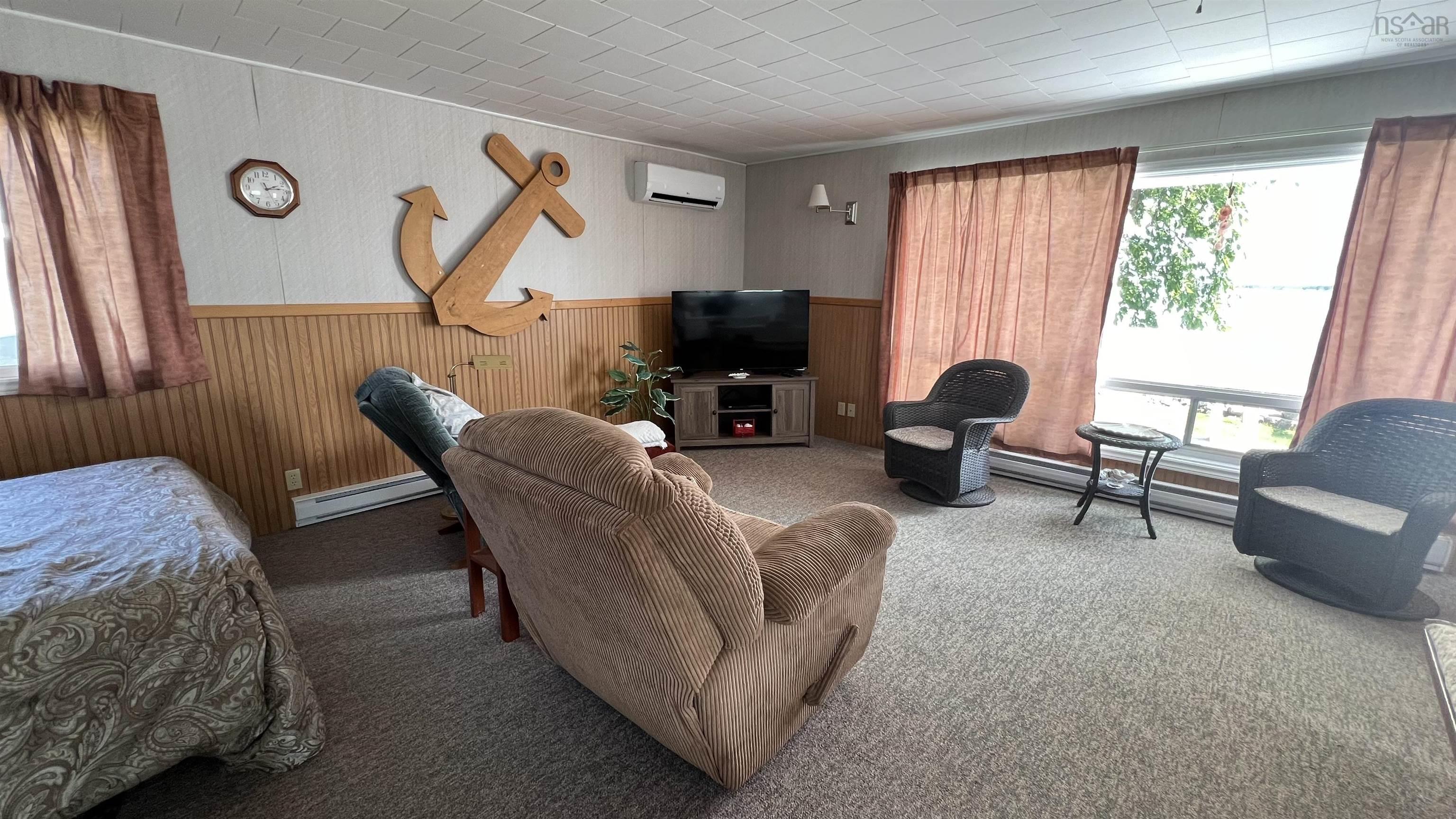 $339,900.00: 52 Poplar Lane, Brule Point