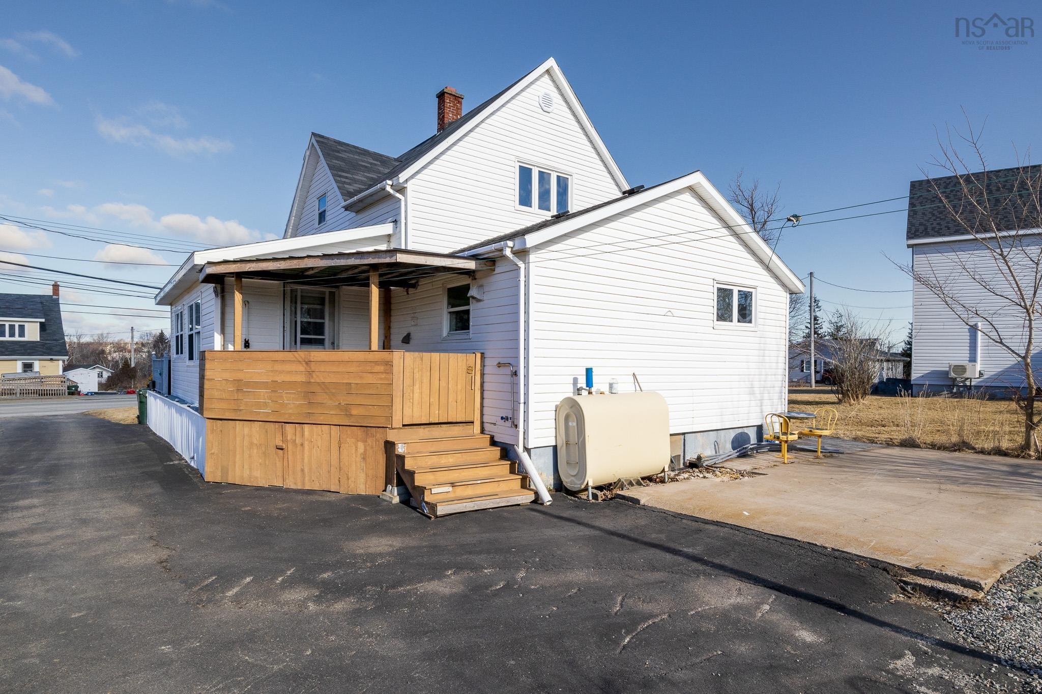 $199,900.00: 231 Brookside Street, Glace Bay