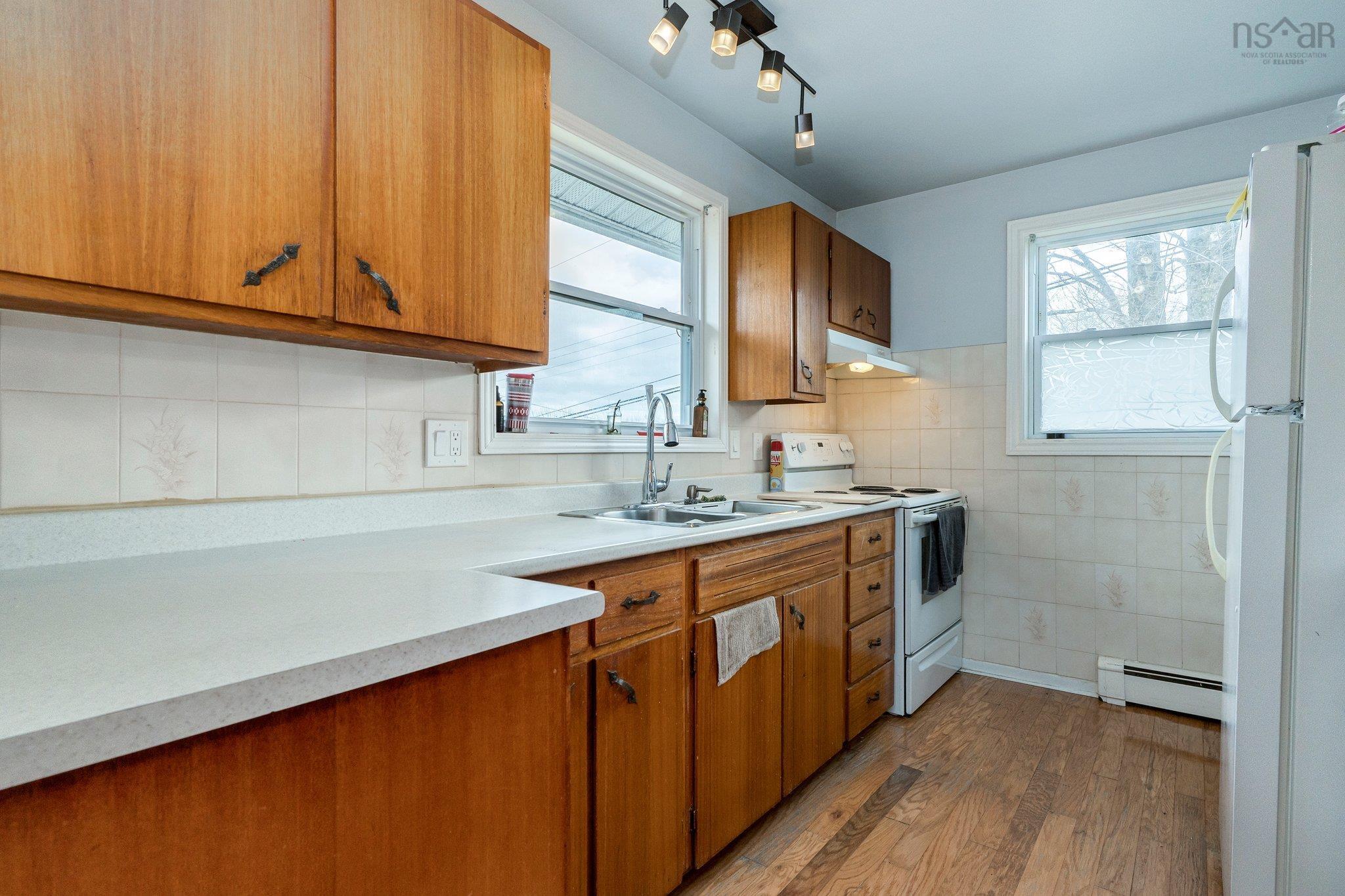 $699,000.00: 81 Frederick Avenue, Halifax