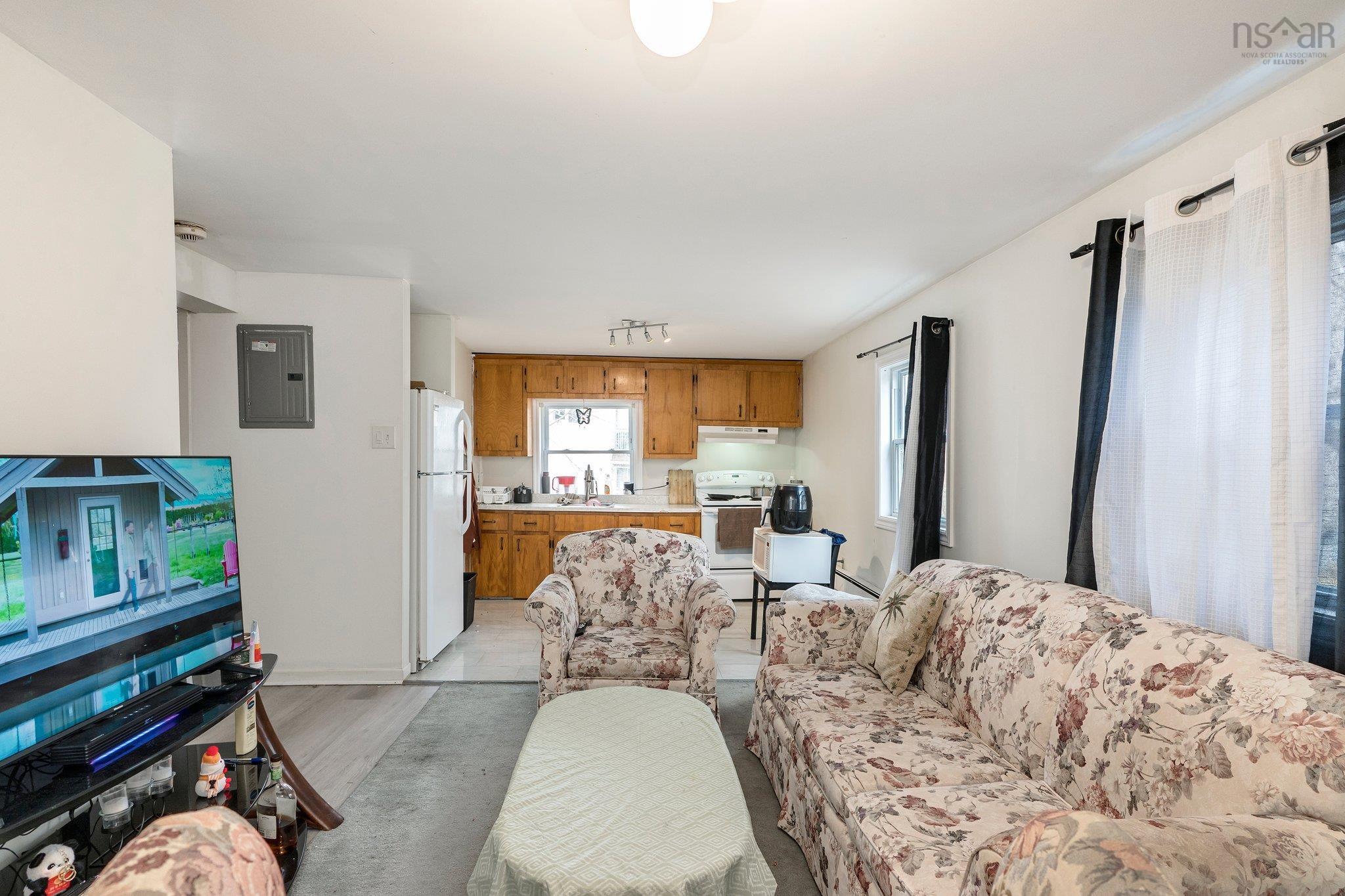$699,000.00: 81 Frederick Avenue, Halifax