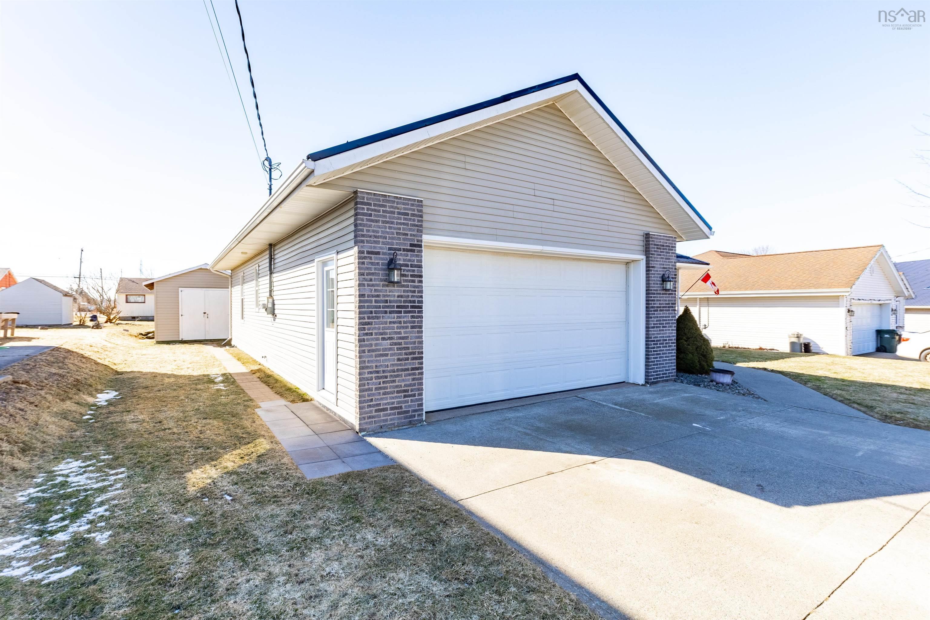 $429,000.00: 25 Breeze Drive, Yarmouth