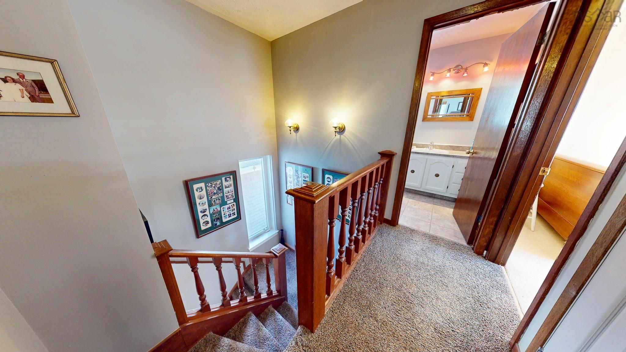 $799,000.00: 8 Foleaze Park Drive, Brow Of The Mountain