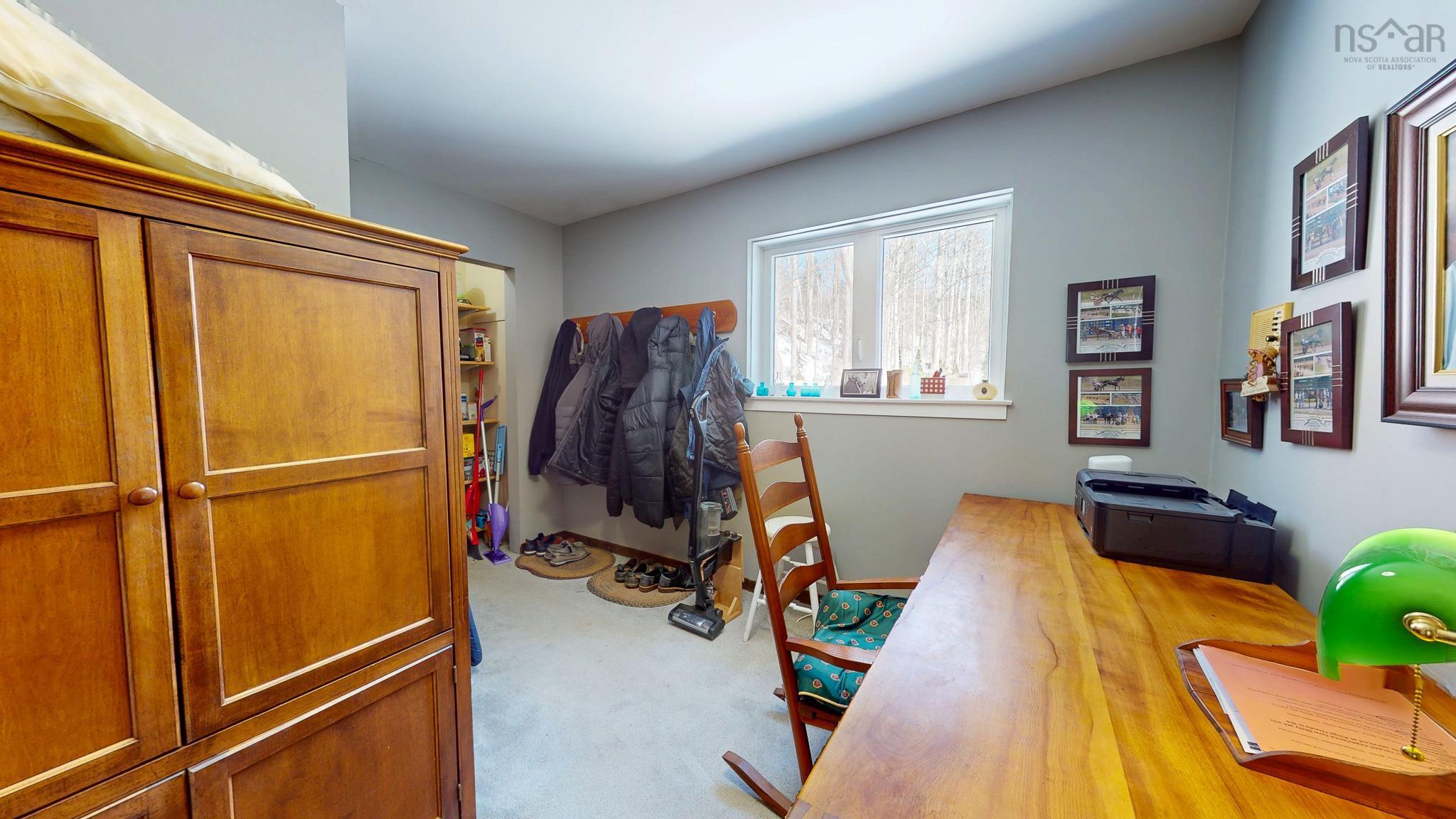 $799,000.00: 8 Foleaze Park Drive, Brow Of The Mountain