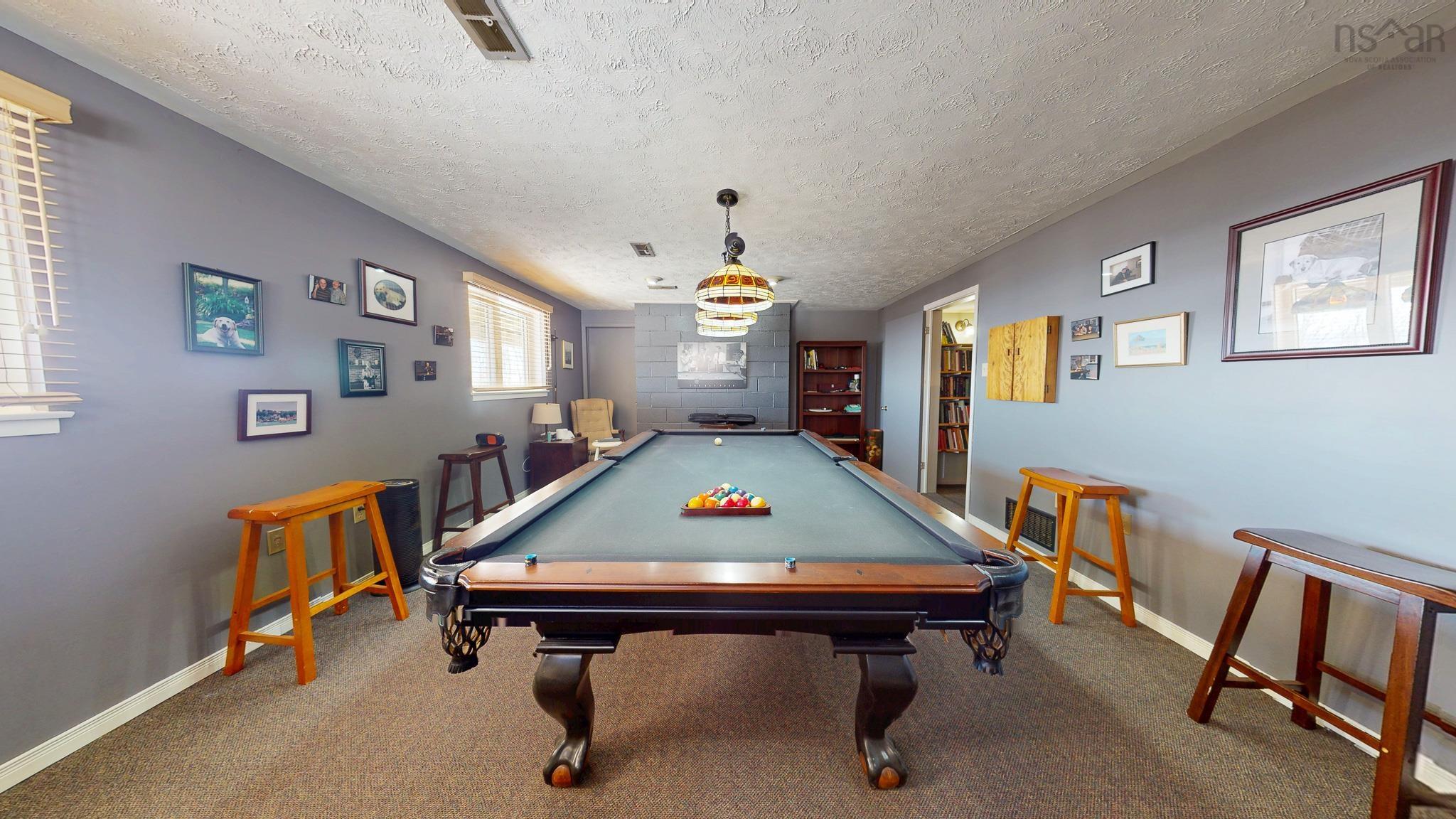 $799,000.00: 8 Foleaze Park Drive, Brow Of The Mountain