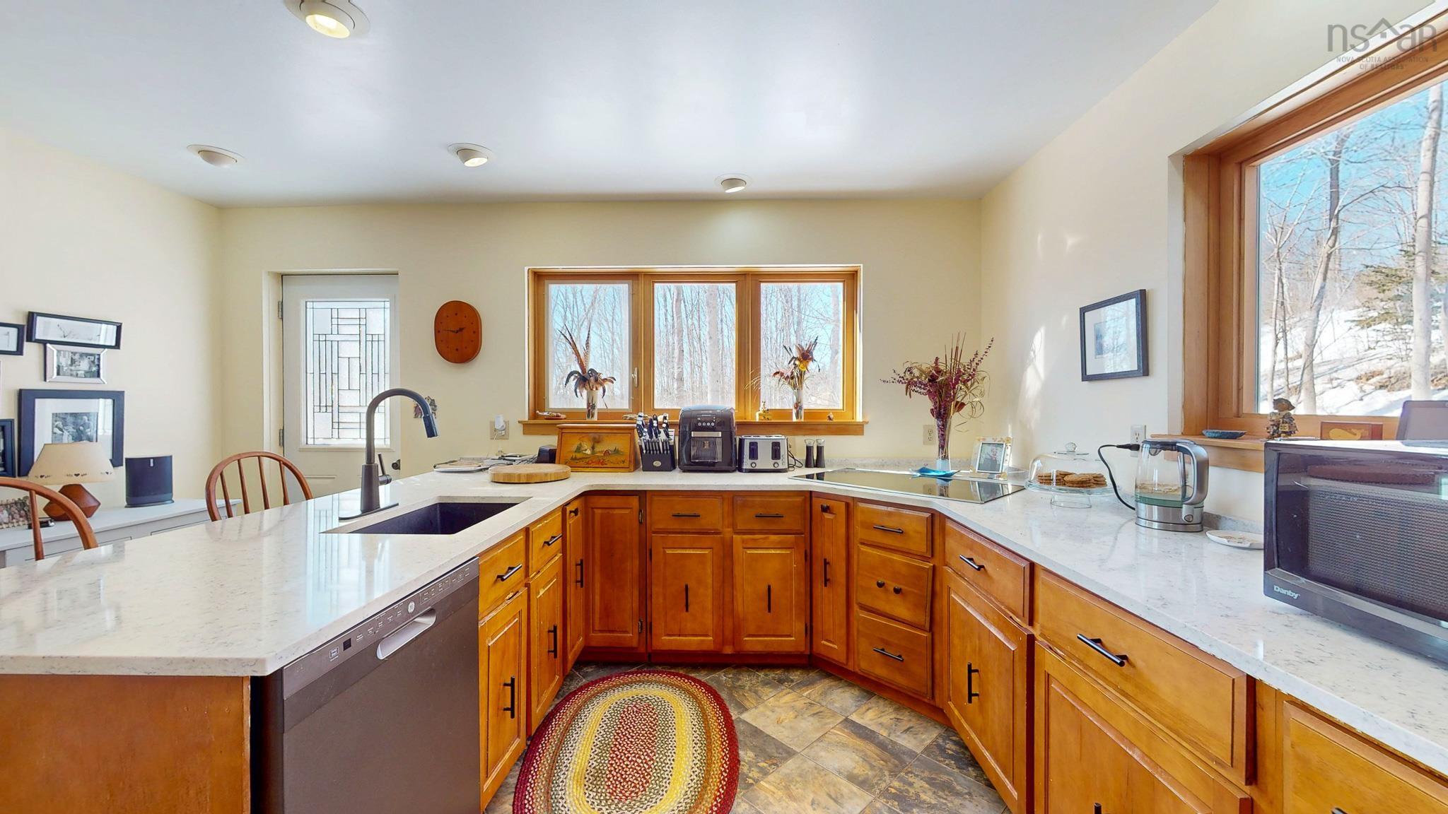 $799,000.00: 8 Foleaze Park Drive, Brow Of The Mountain