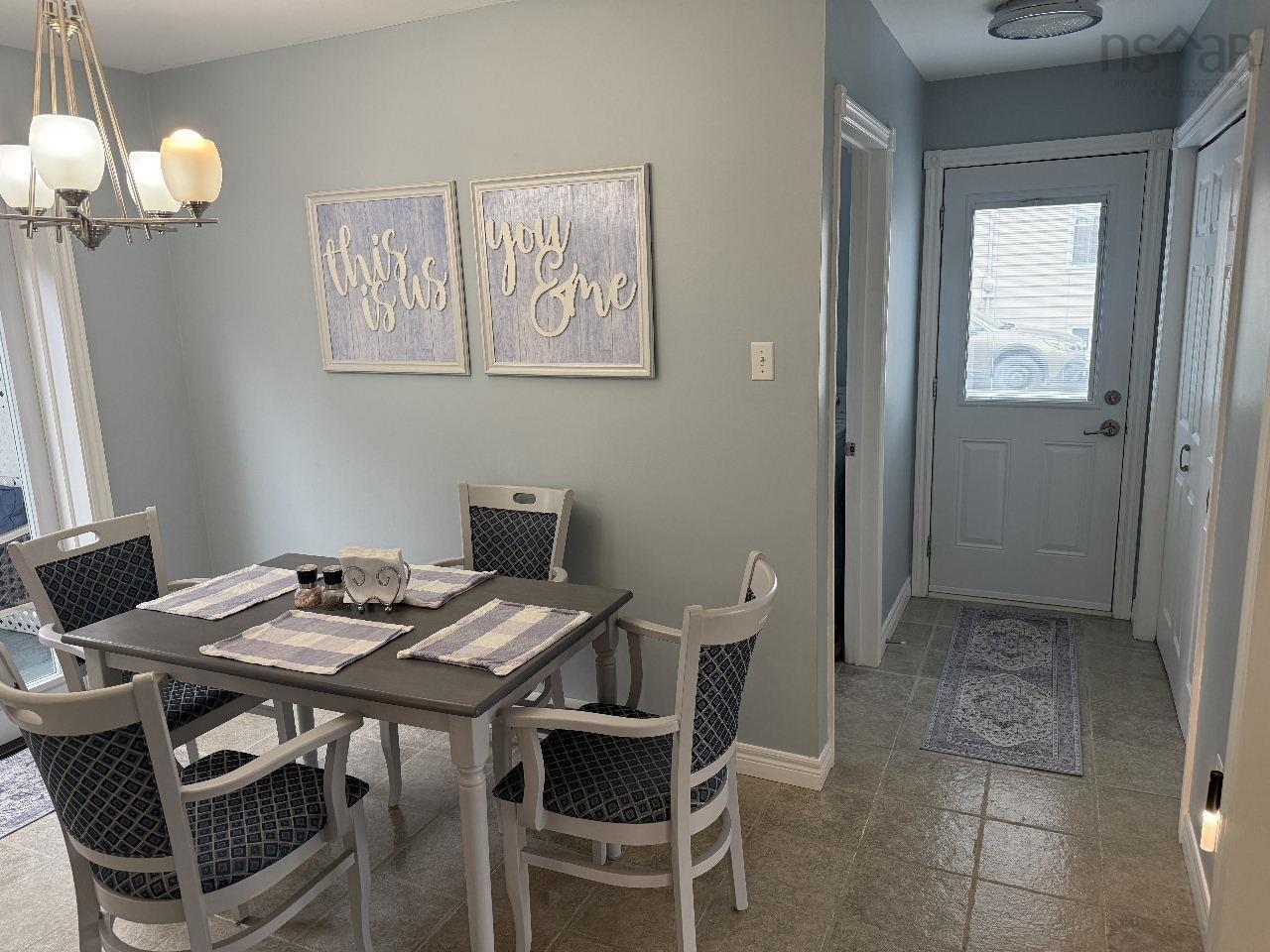 $525,000.00: 45 Shamrock Lane, Enfield