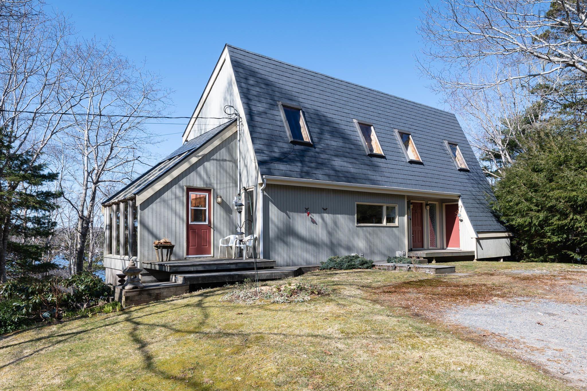 13576 Peggys Cove Road, Upper Tantallon, NS (MLS® 202504675)