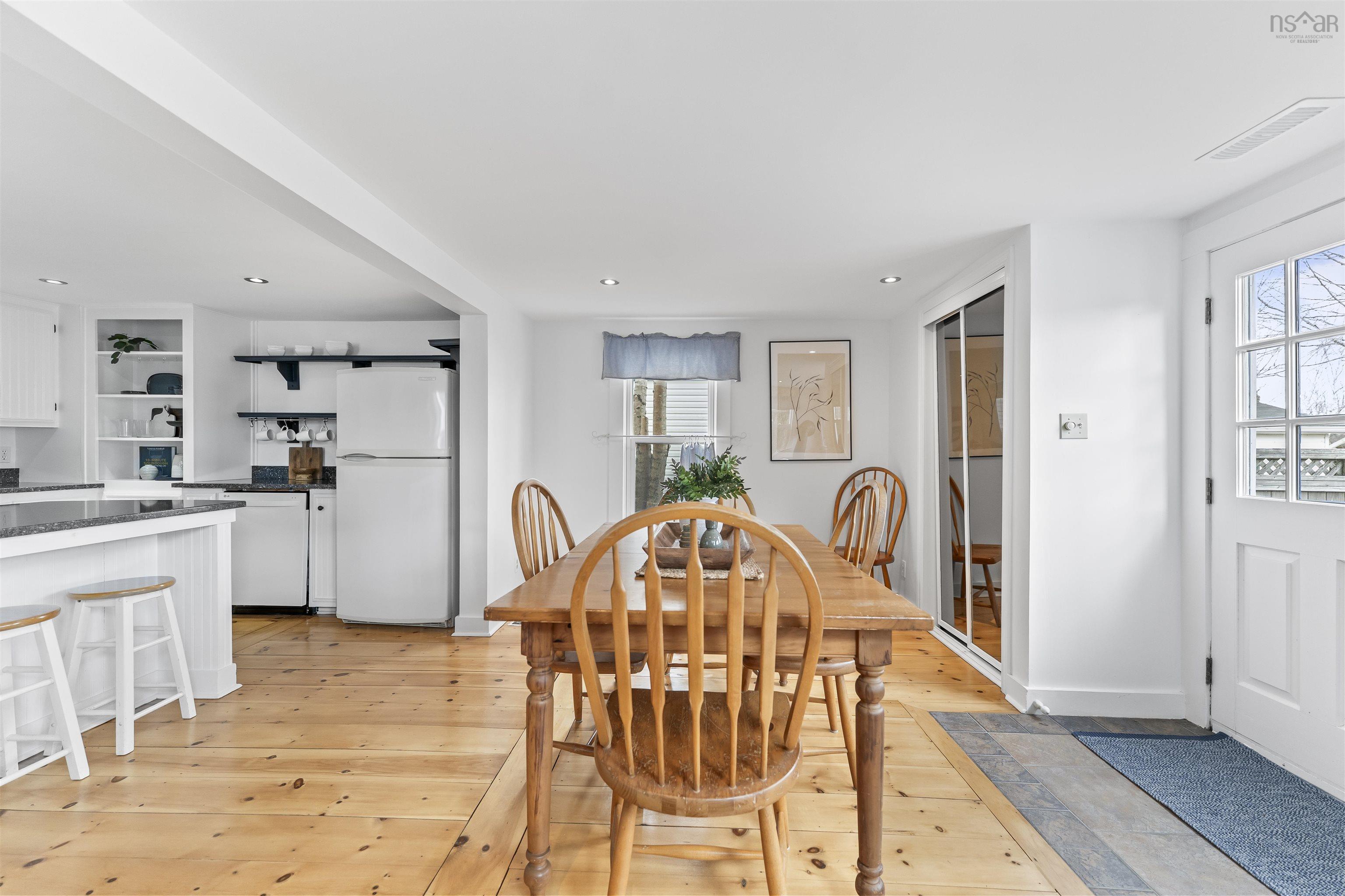 $649,900.00: 2471 Quinn Street, Halifax