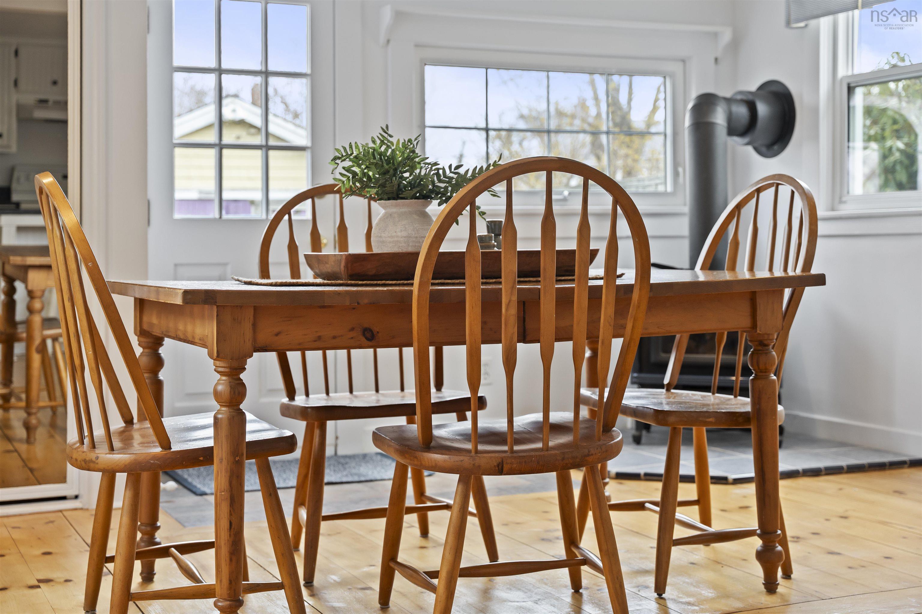 $649,900.00: 2471 Quinn Street, Halifax