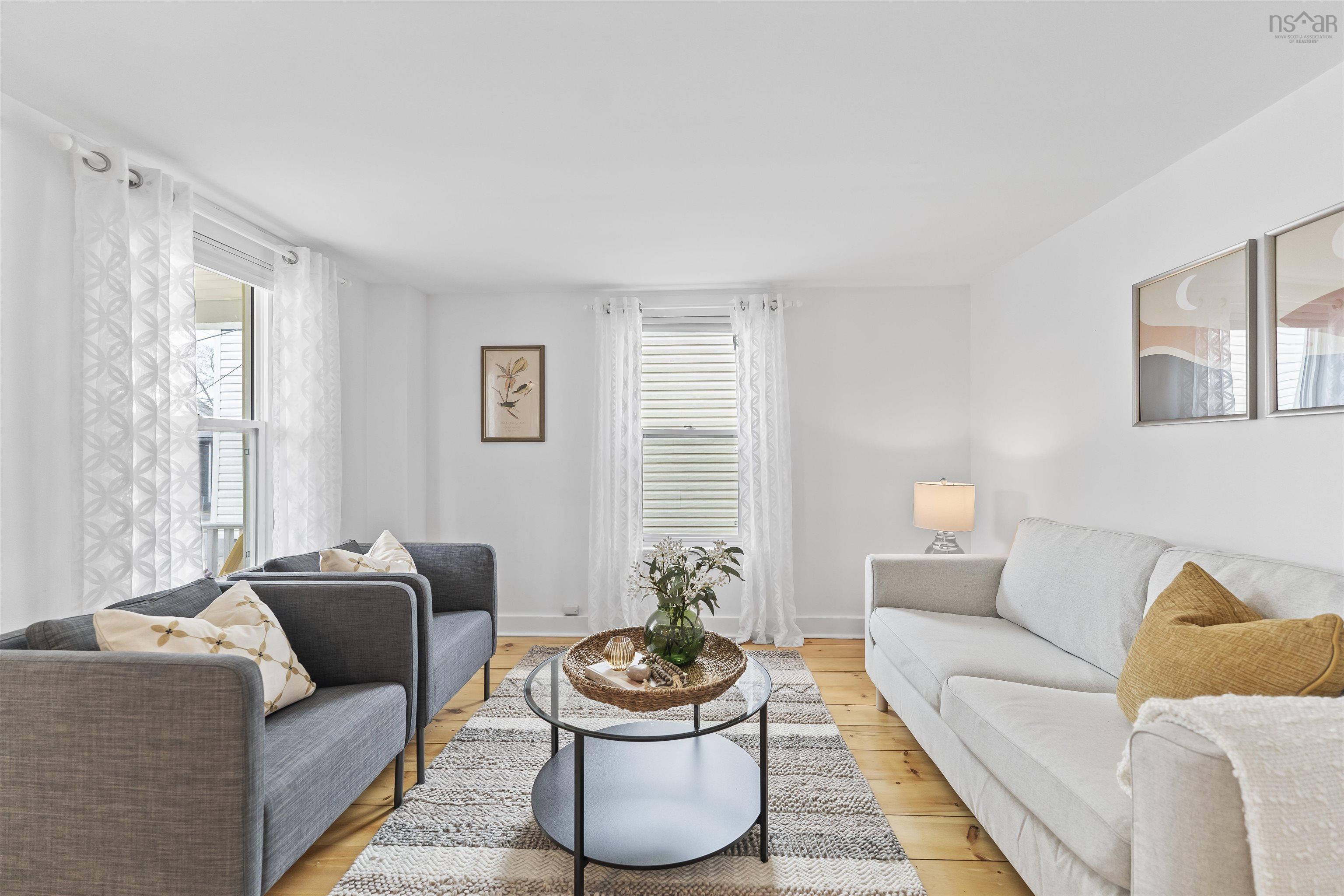 $649,900.00: 2471 Quinn Street, Halifax