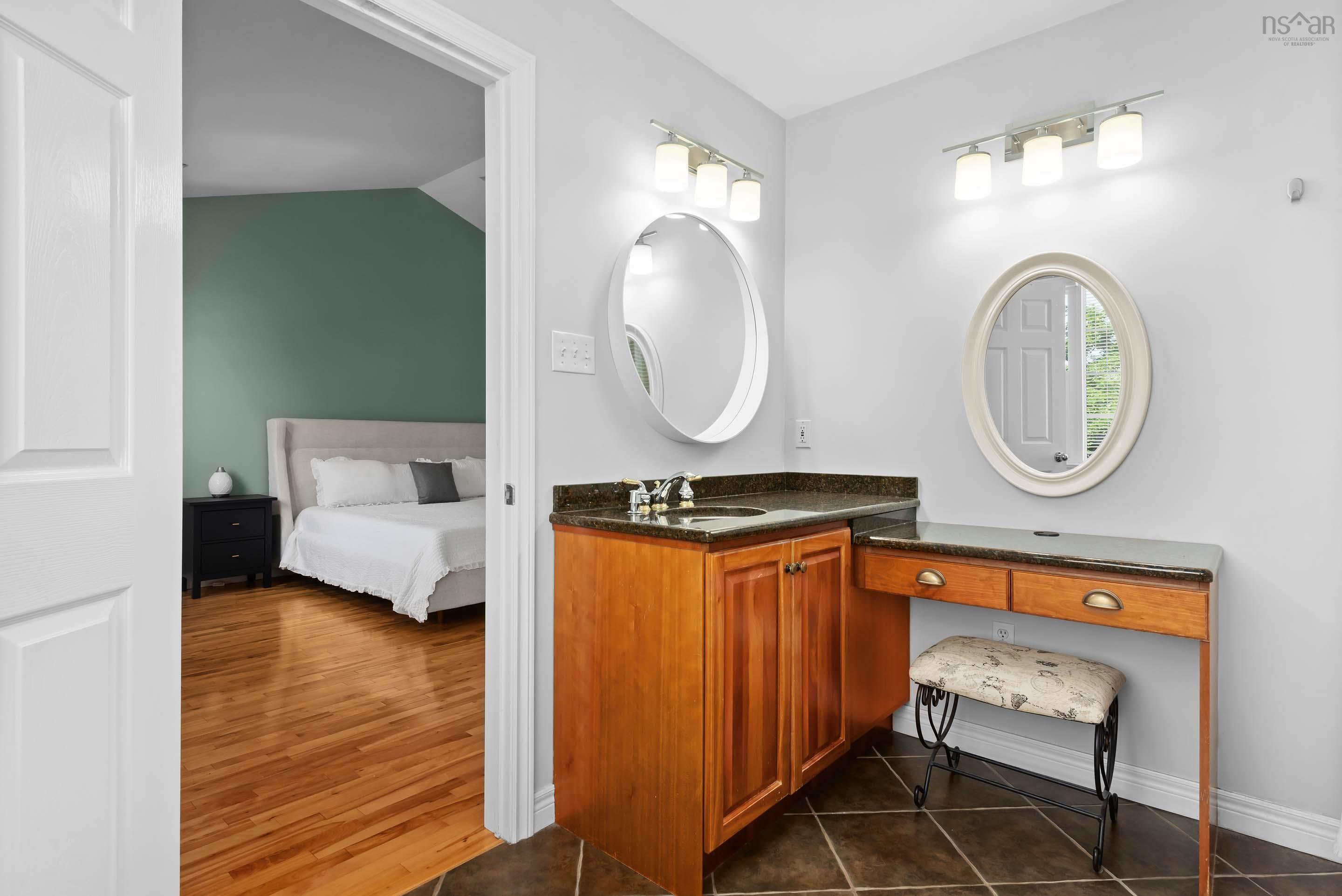 $679,900.00: 23 White Dove Court, Halifax