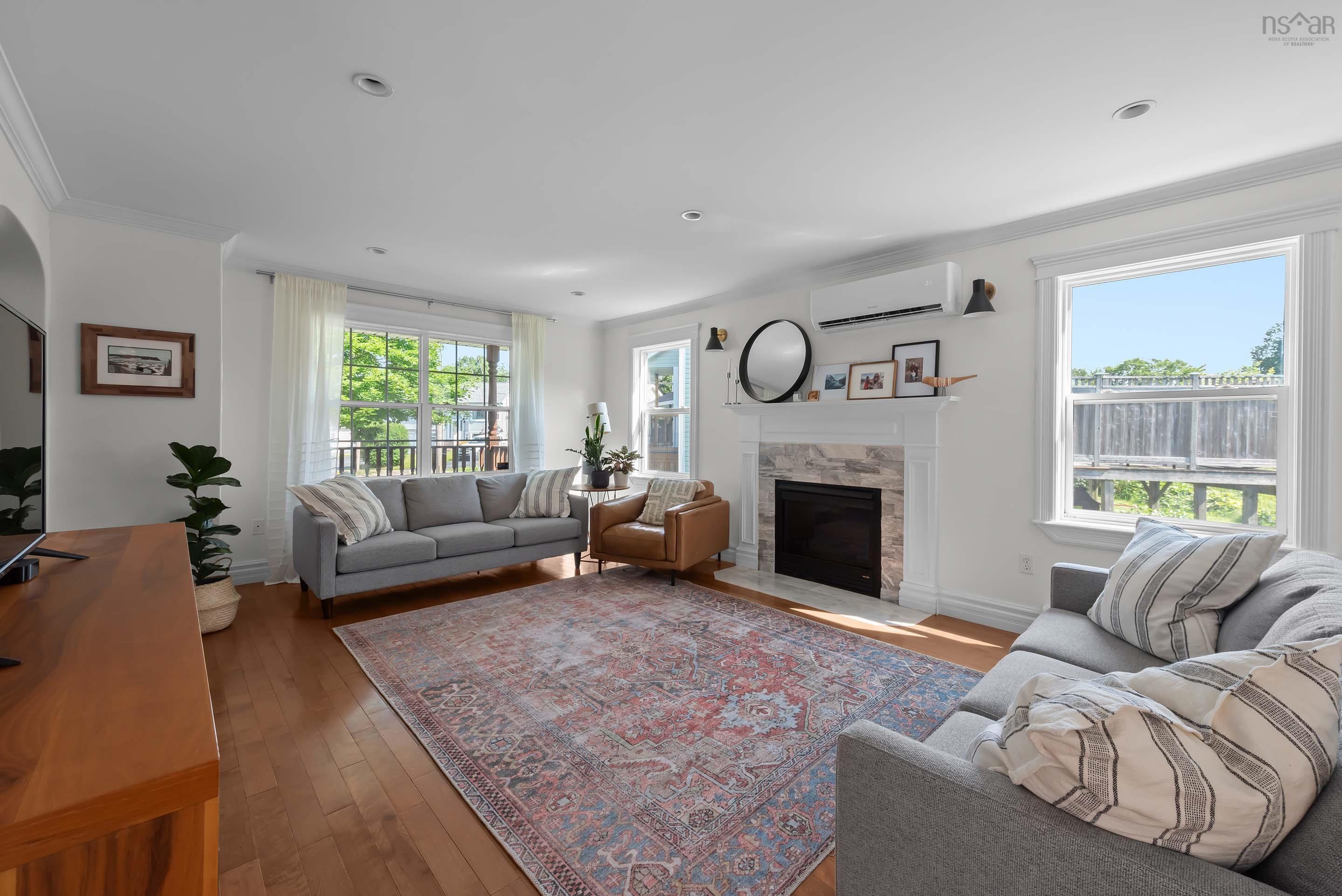$679,900.00: 23 White Dove Court, Halifax