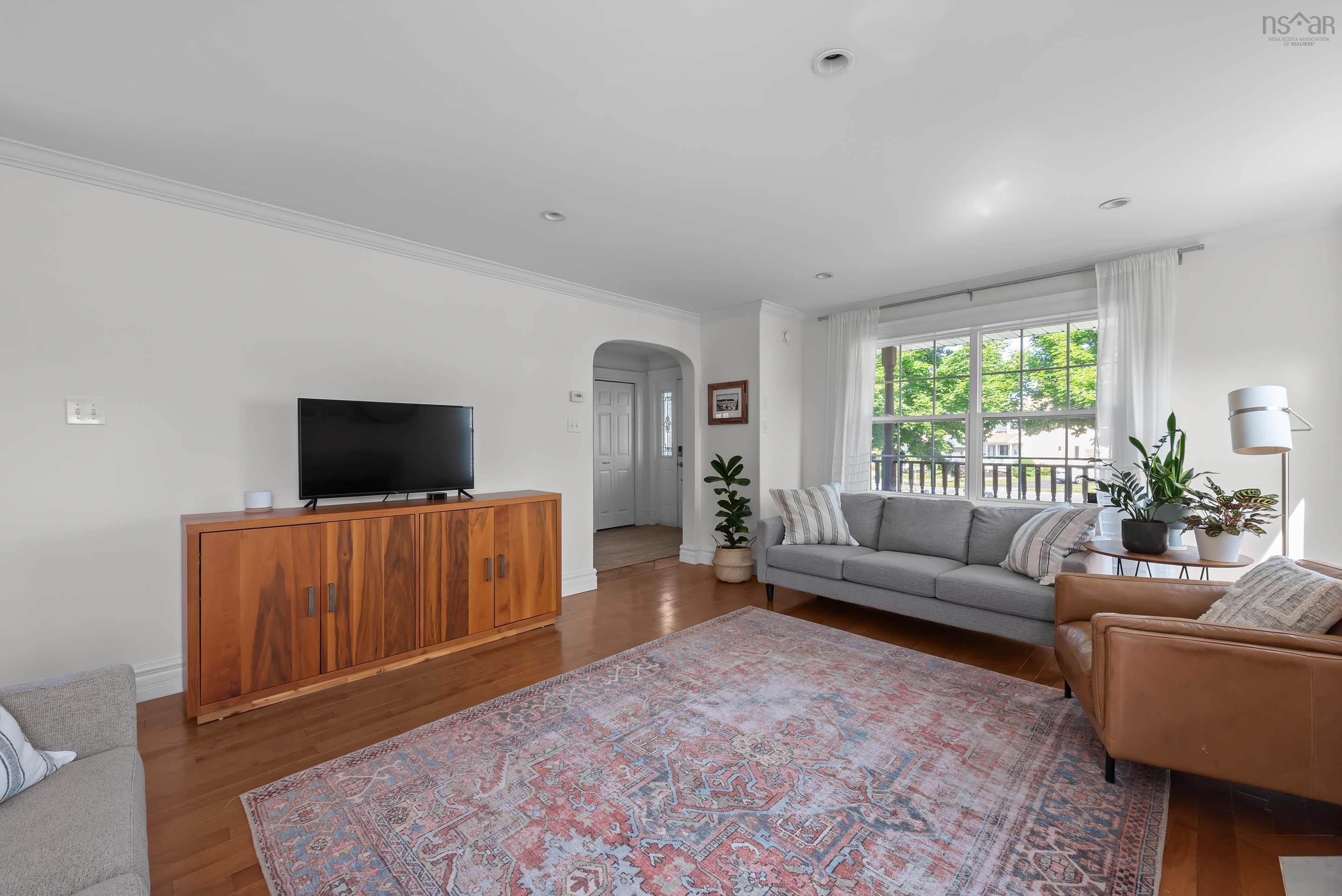 $679,900.00: 23 White Dove Court, Halifax