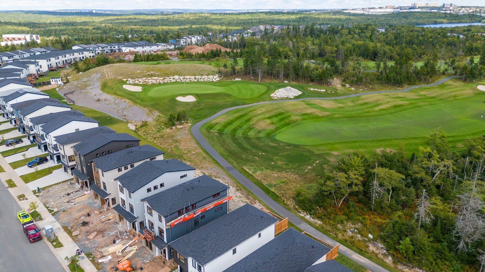 $699,900.00: 6-82 259 Marketway Lane, Timberlea