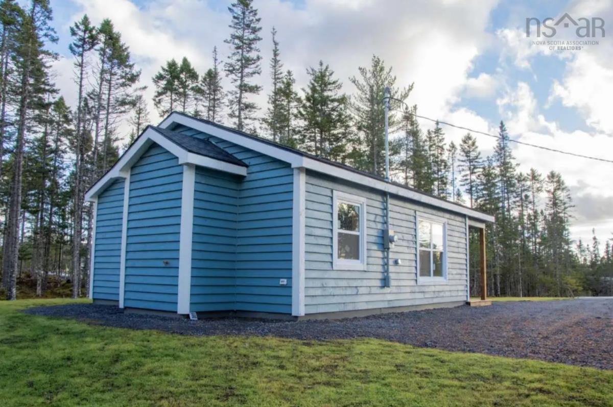 $329,900.00: 63 Loon Point Trail, East Uniacke