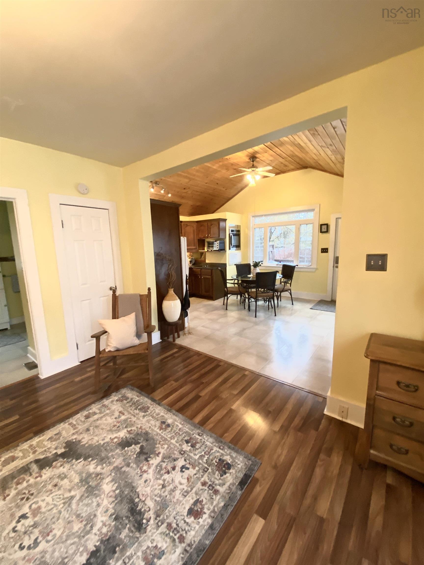 $262,000.00: 4009 Eastern Avenue, Parrsboro