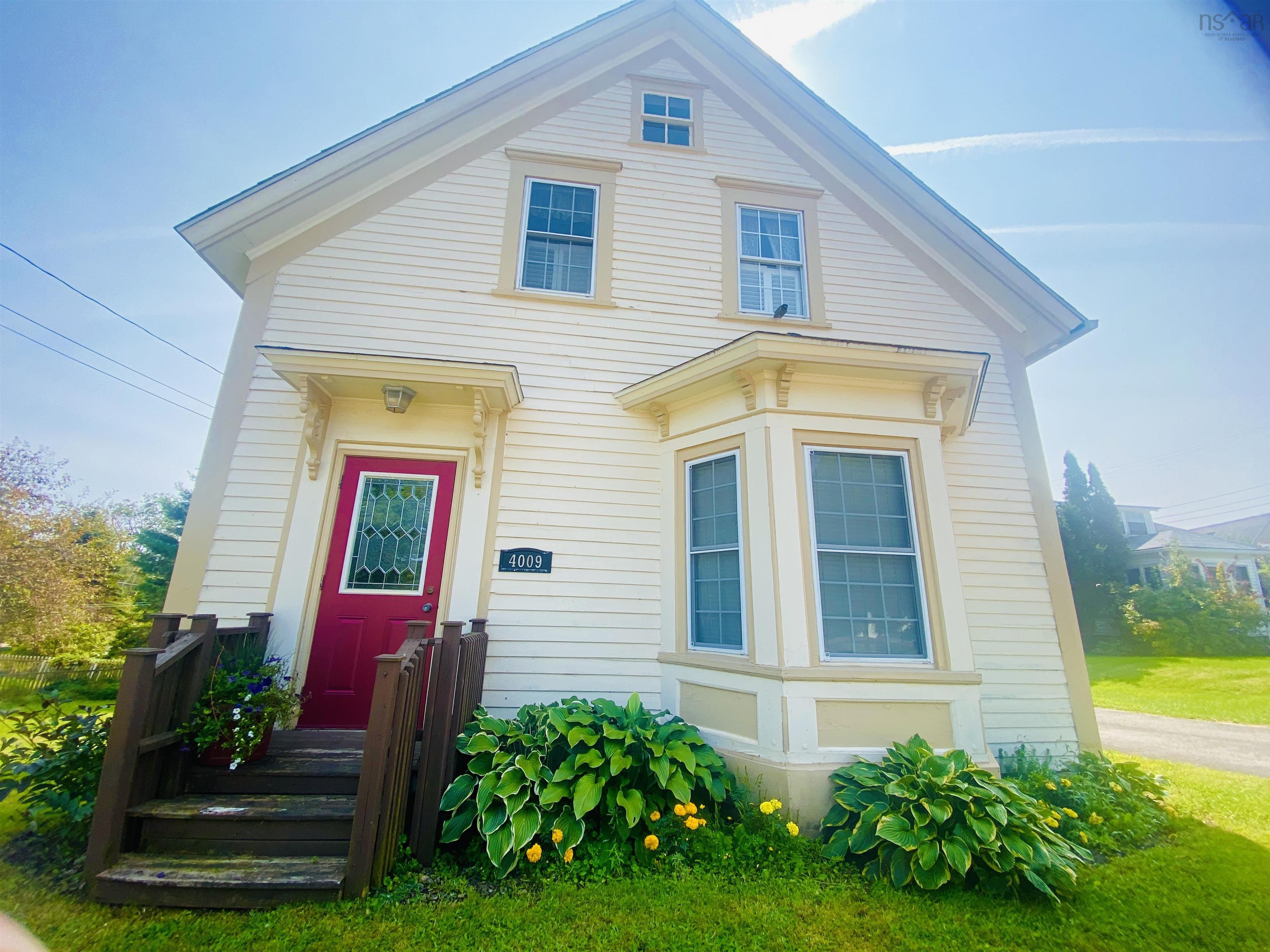$262,000.00: 4009 Eastern Avenue, Parrsboro