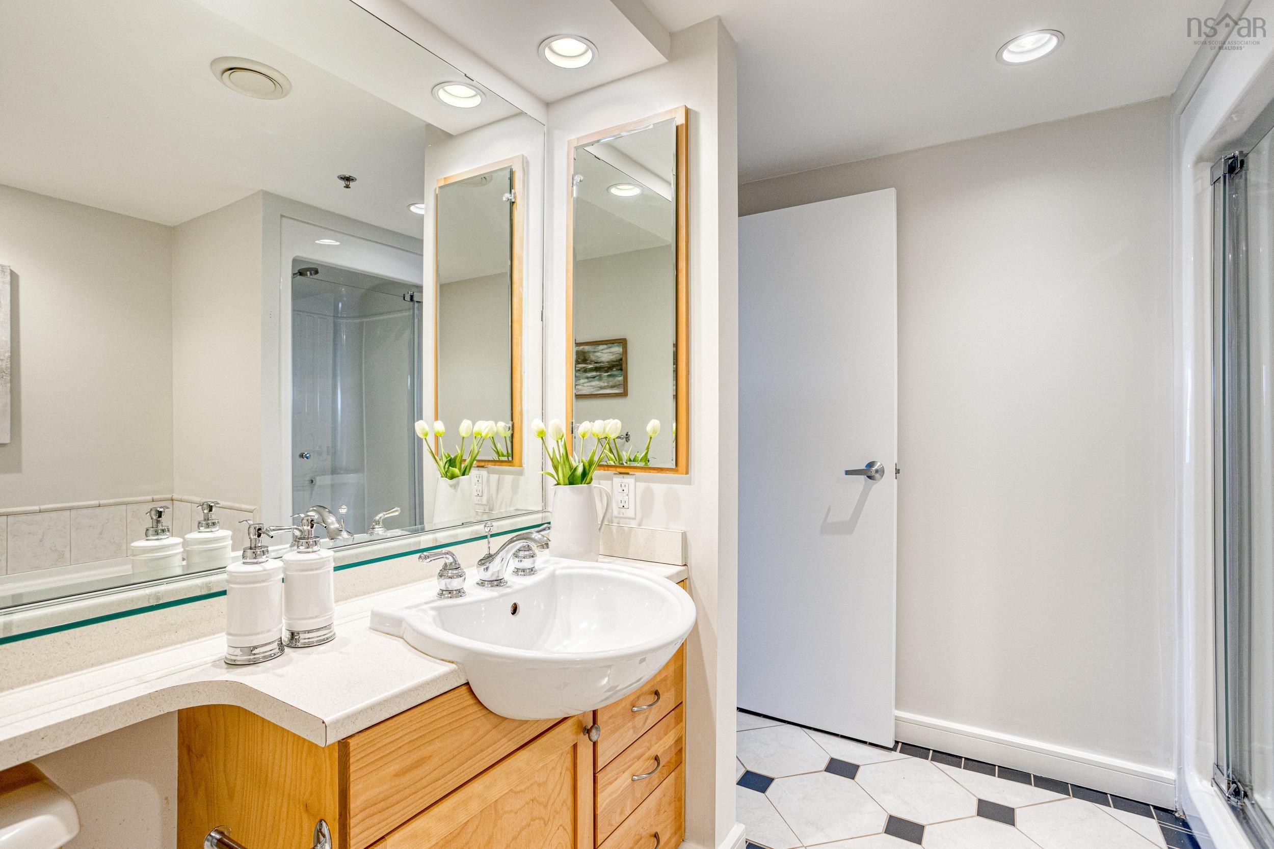 $780,000.00: 424 1477 Lower Water Street, Halifax Peninsula