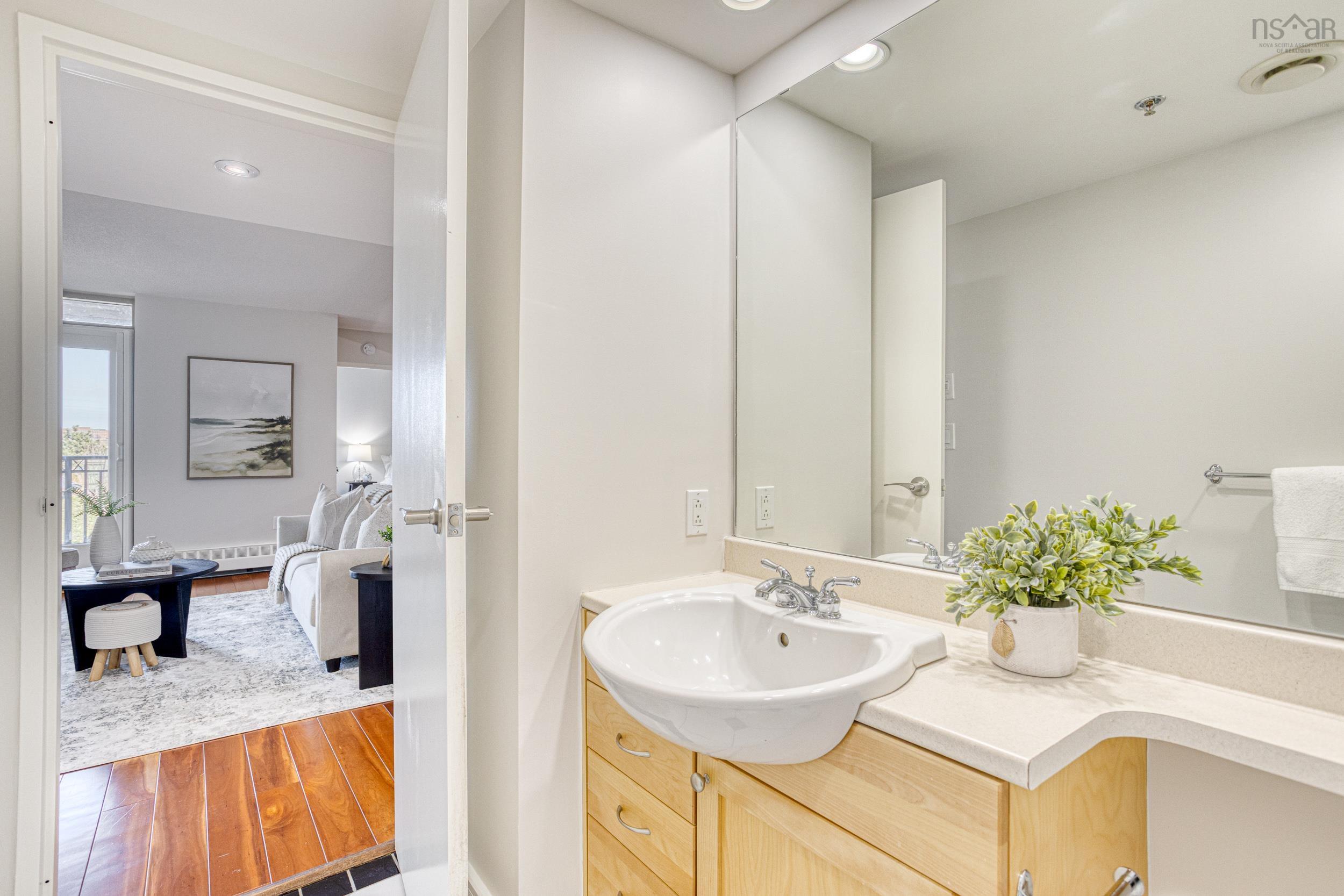 $780,000.00: 424 1477 Lower Water Street, Halifax Peninsula