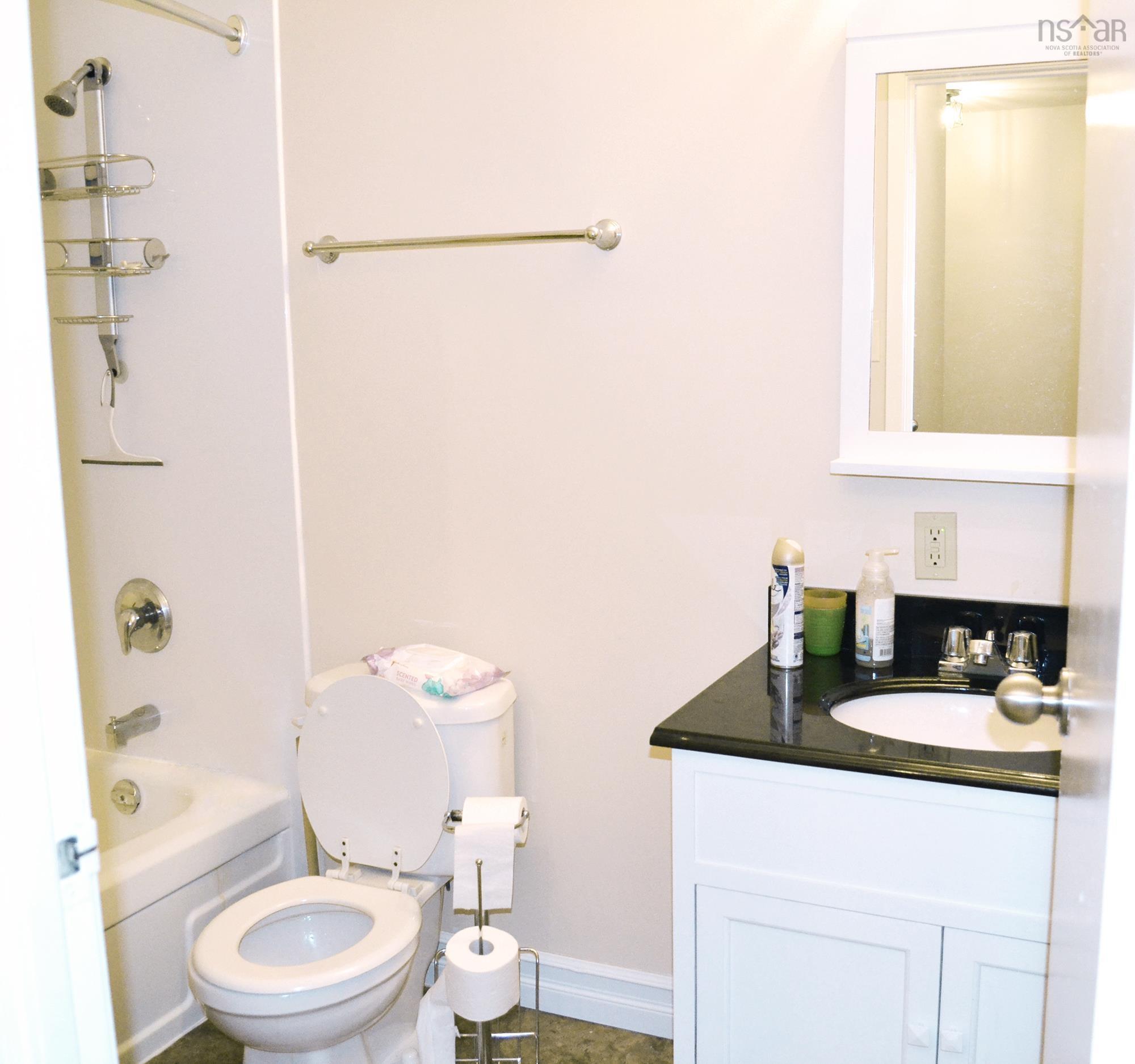 $285,900.00: 104 7 Jamieson Street, Dartmouth