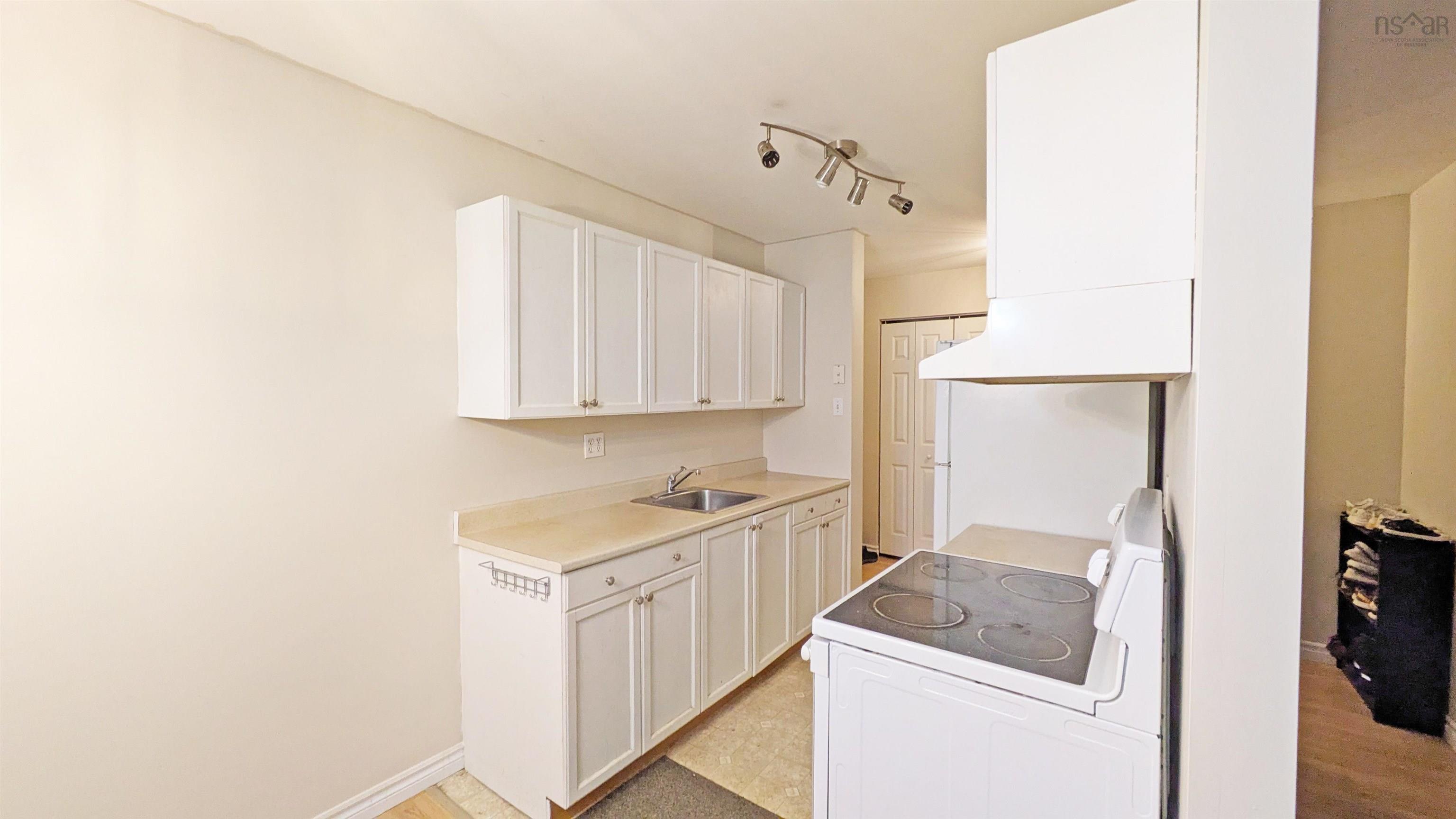 $285,900.00: 104 7 Jamieson Street, Dartmouth