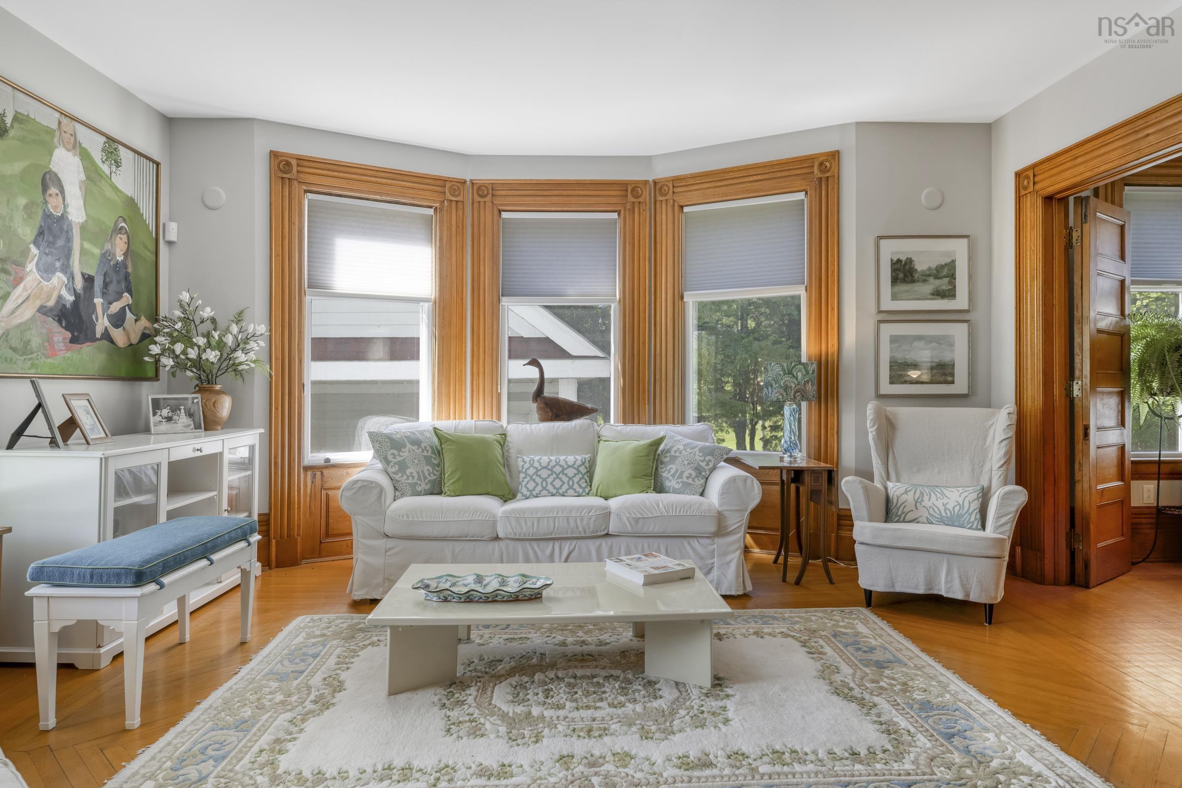 $1,350,000.00: 216 Dufferin Street, Lunenburg