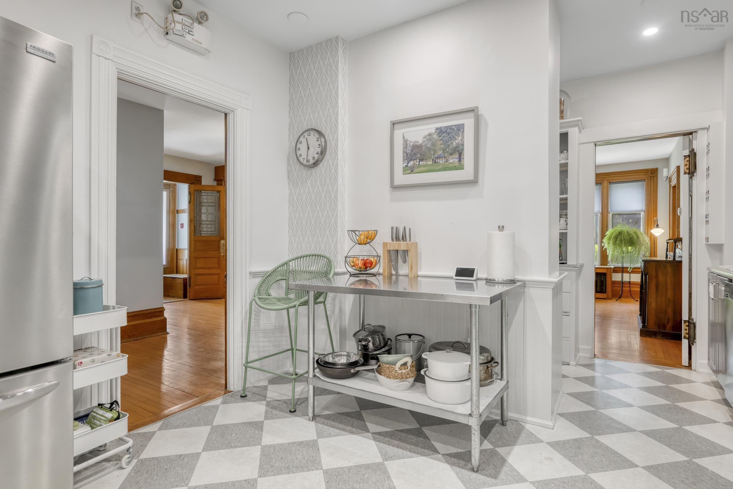 $1,350,000.00: 216 Dufferin Street, Lunenburg