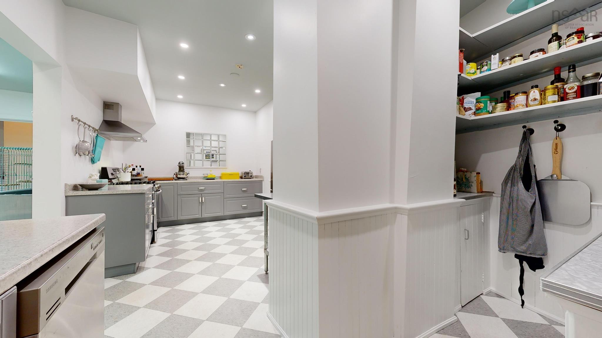 $1,350,000.00: 216 Dufferin Street, Lunenburg