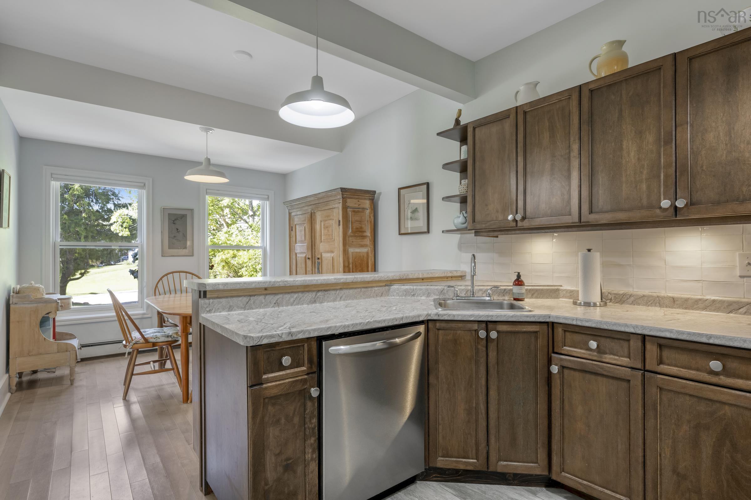 $1,350,000.00: 216 Dufferin Street, Lunenburg