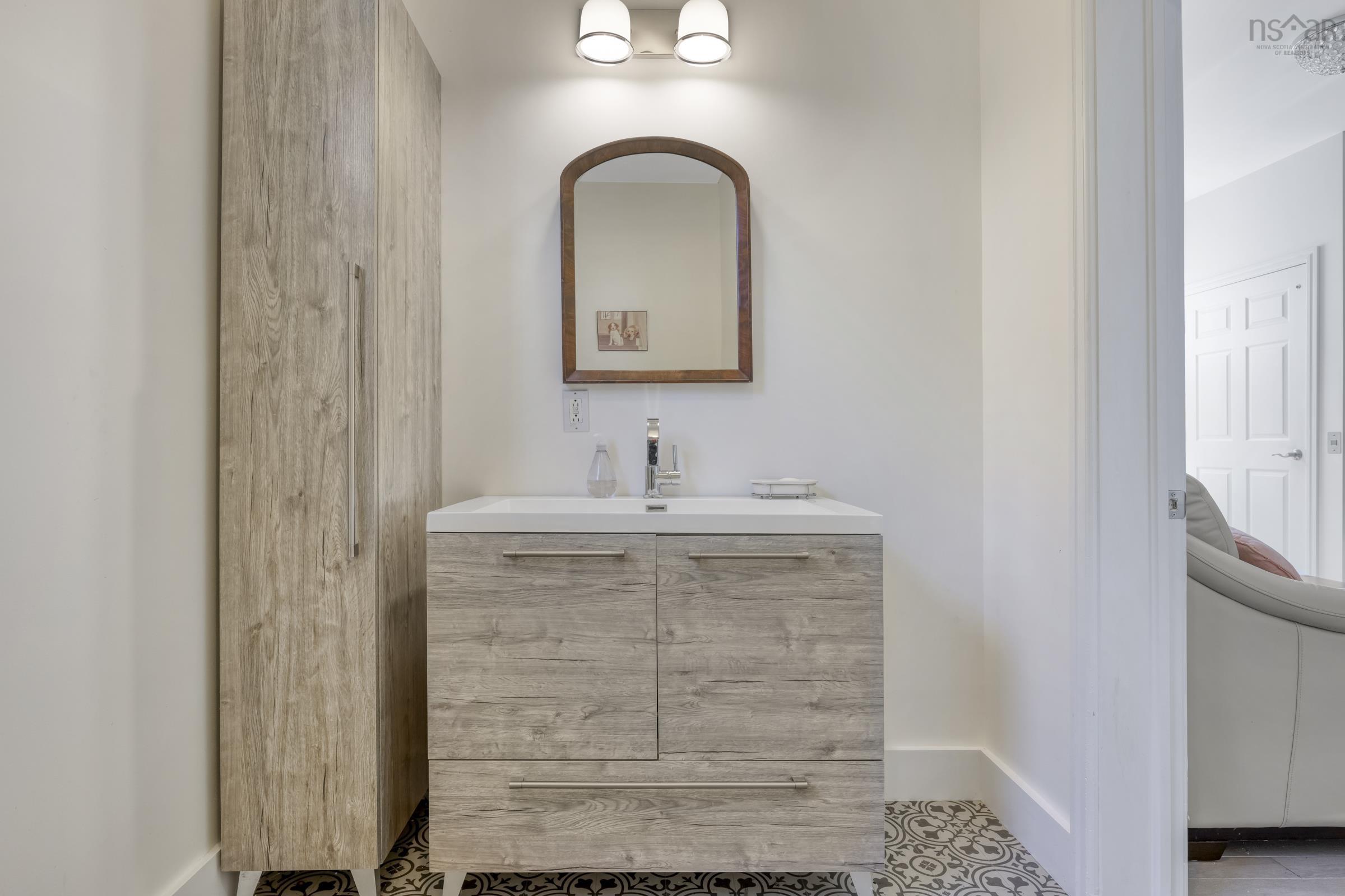 $1,350,000.00: 216 Dufferin Street, Lunenburg