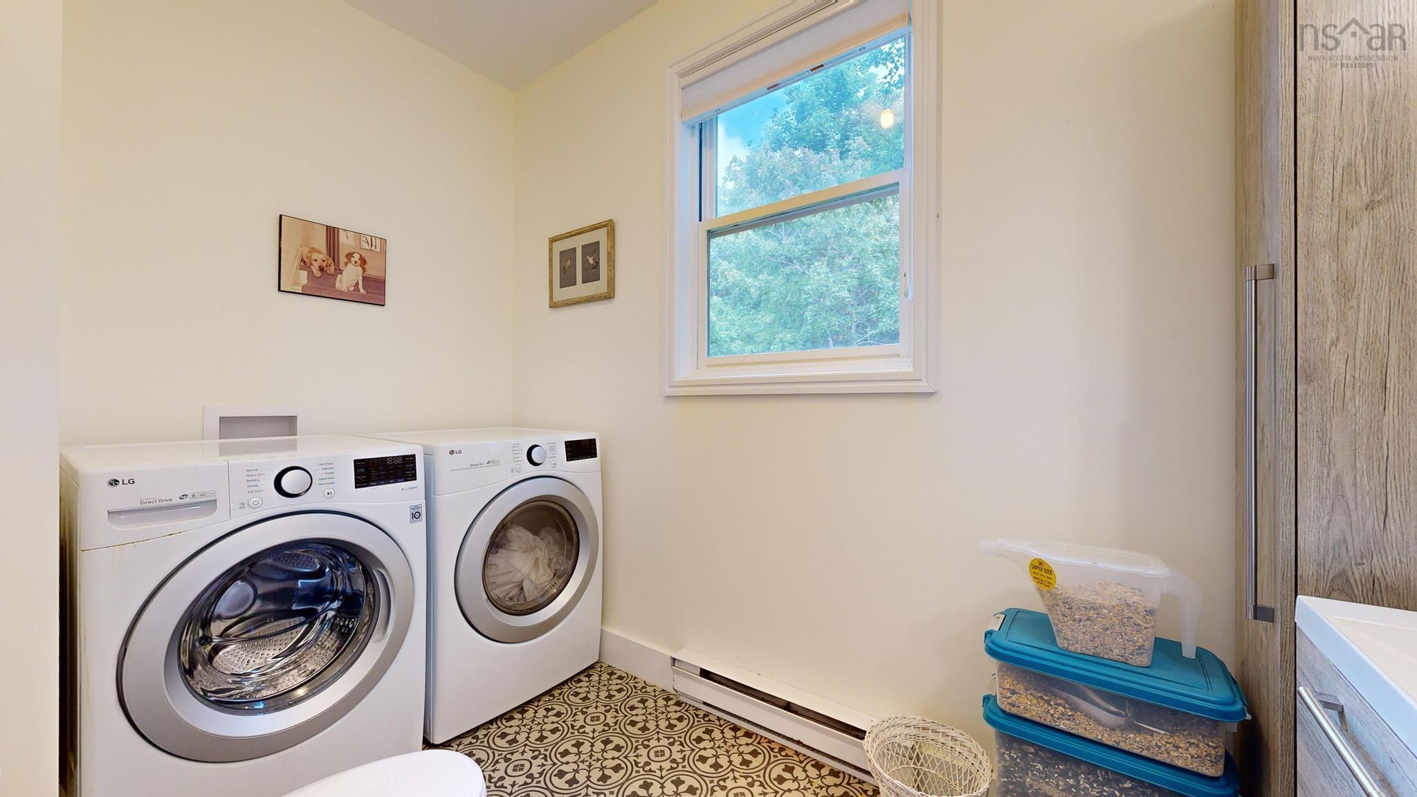 $1,350,000.00: 216 Dufferin Street, Lunenburg